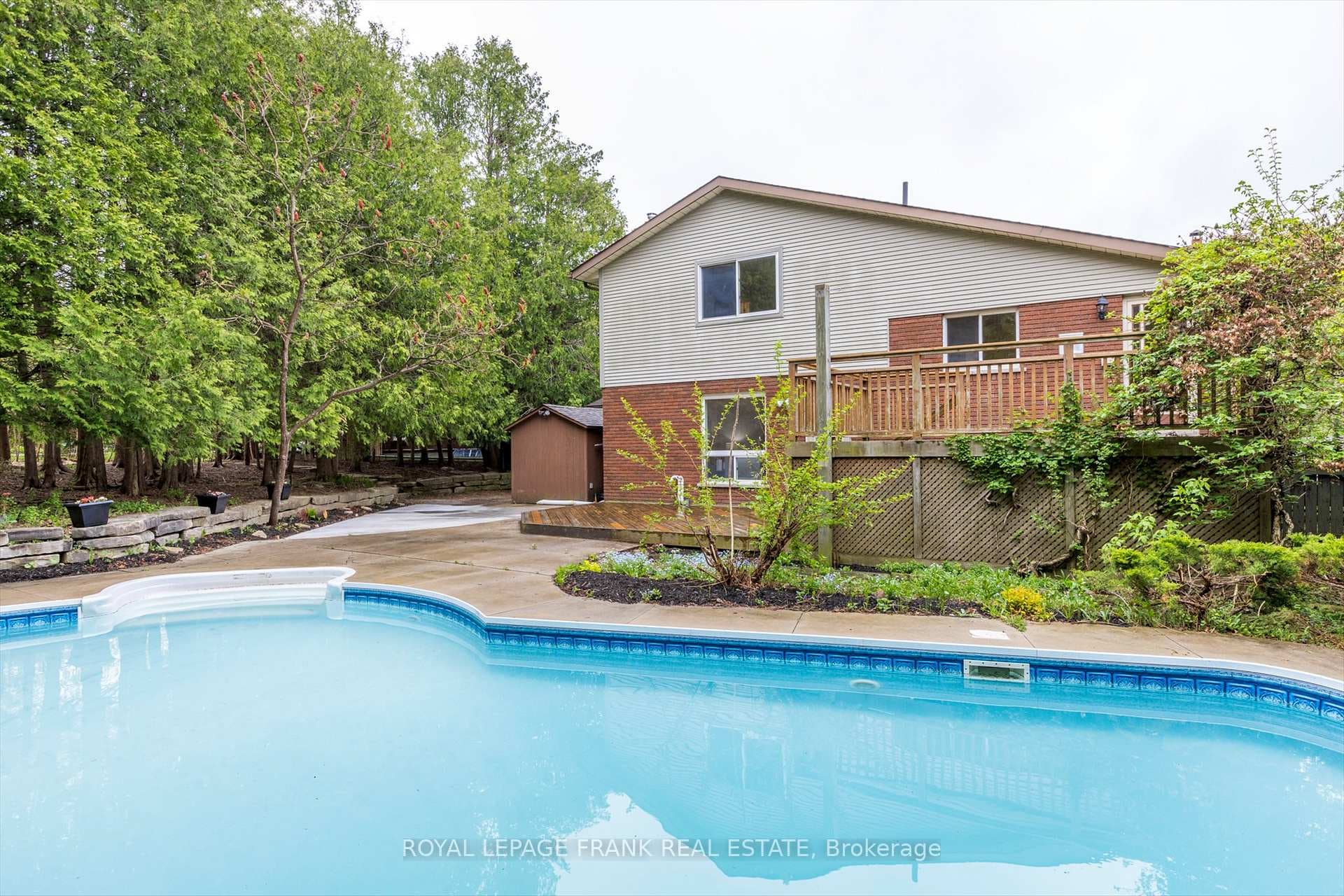 17 Claudette Court photo 40