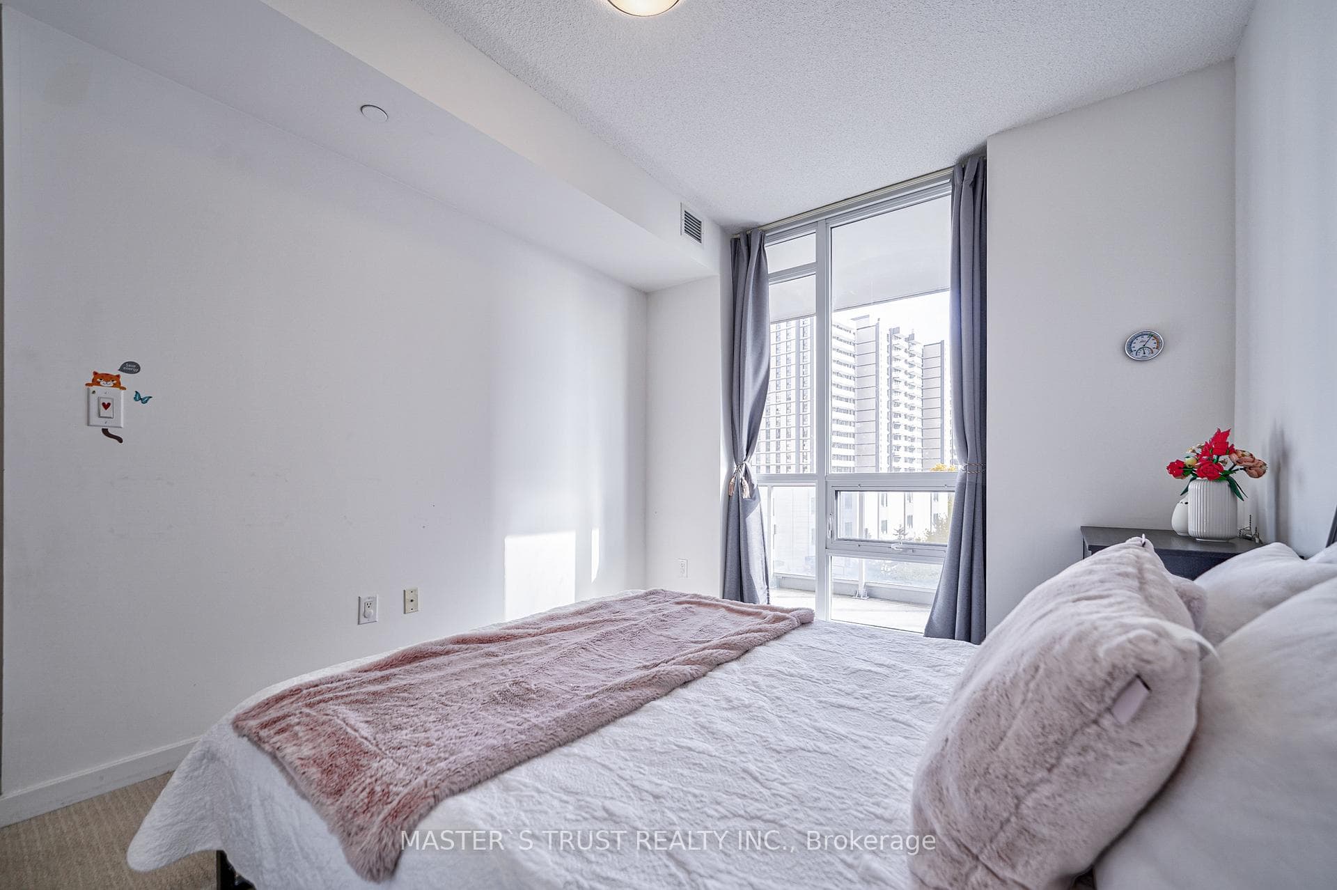 62 Forest Manor Road Unit 307 photo 31