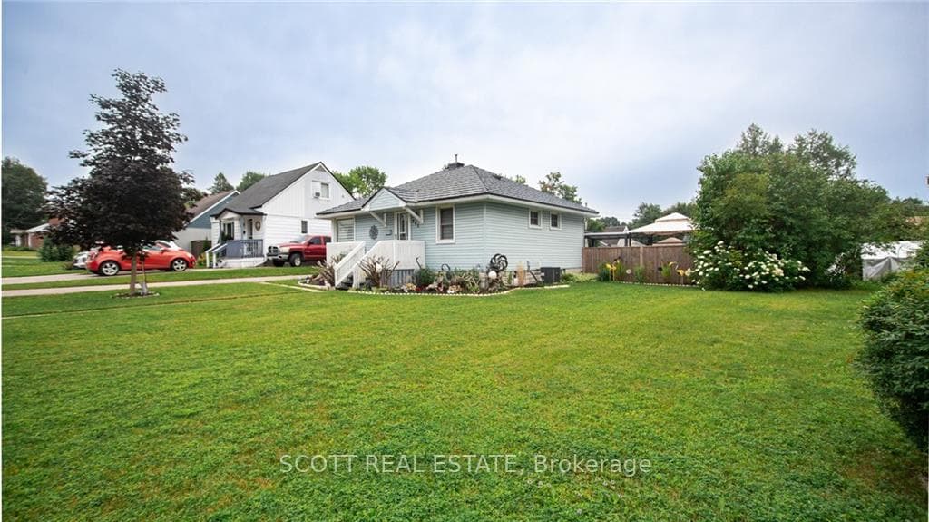 342 CHAMBERLAIN Street photo 25