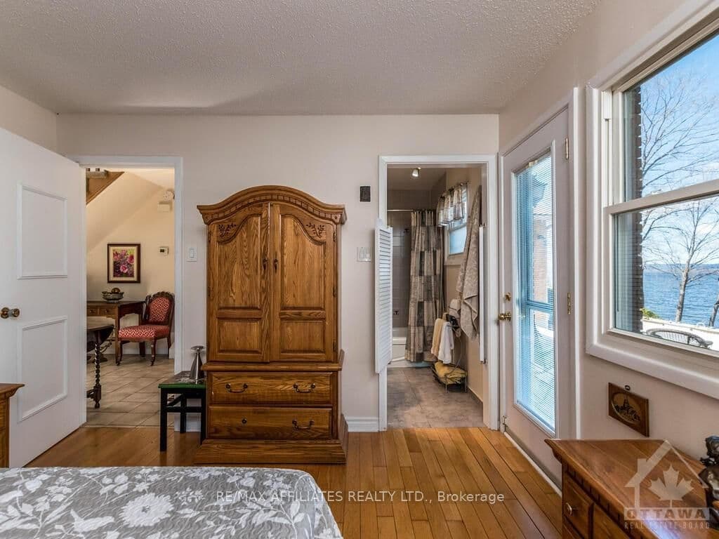 3938 ARMITAGE Avenue photo 17