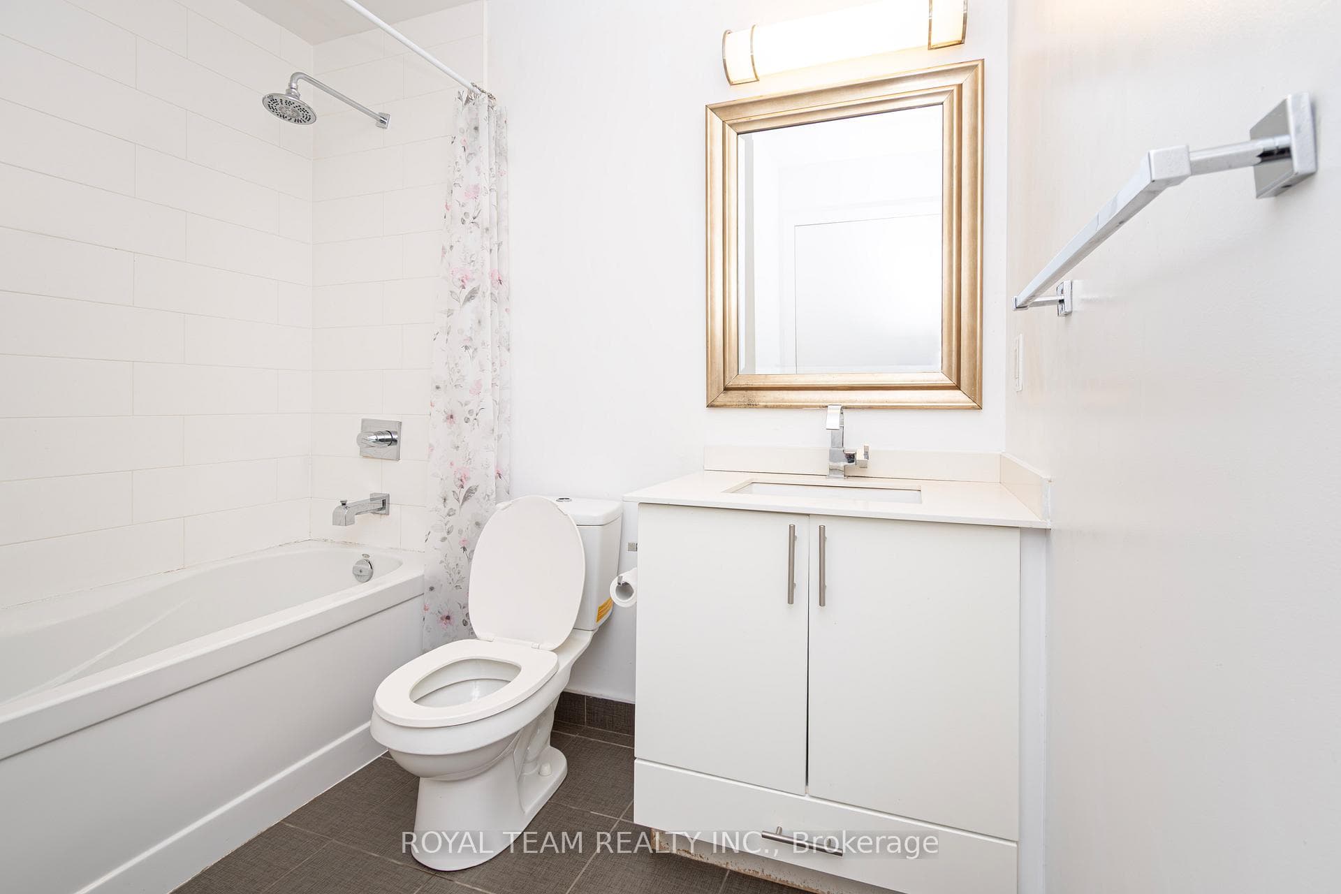 225 Sackville Street Unit 508 photo 9