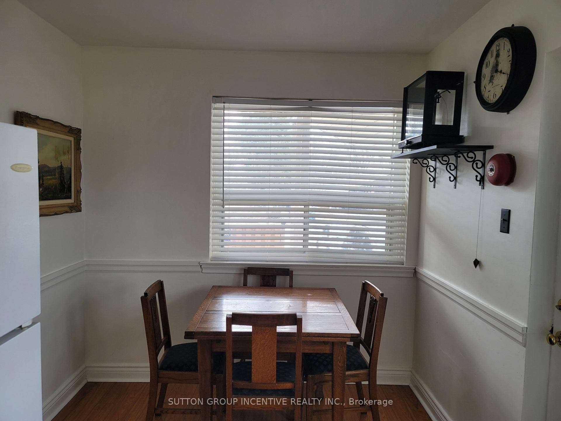 Kitchen breakfast nook