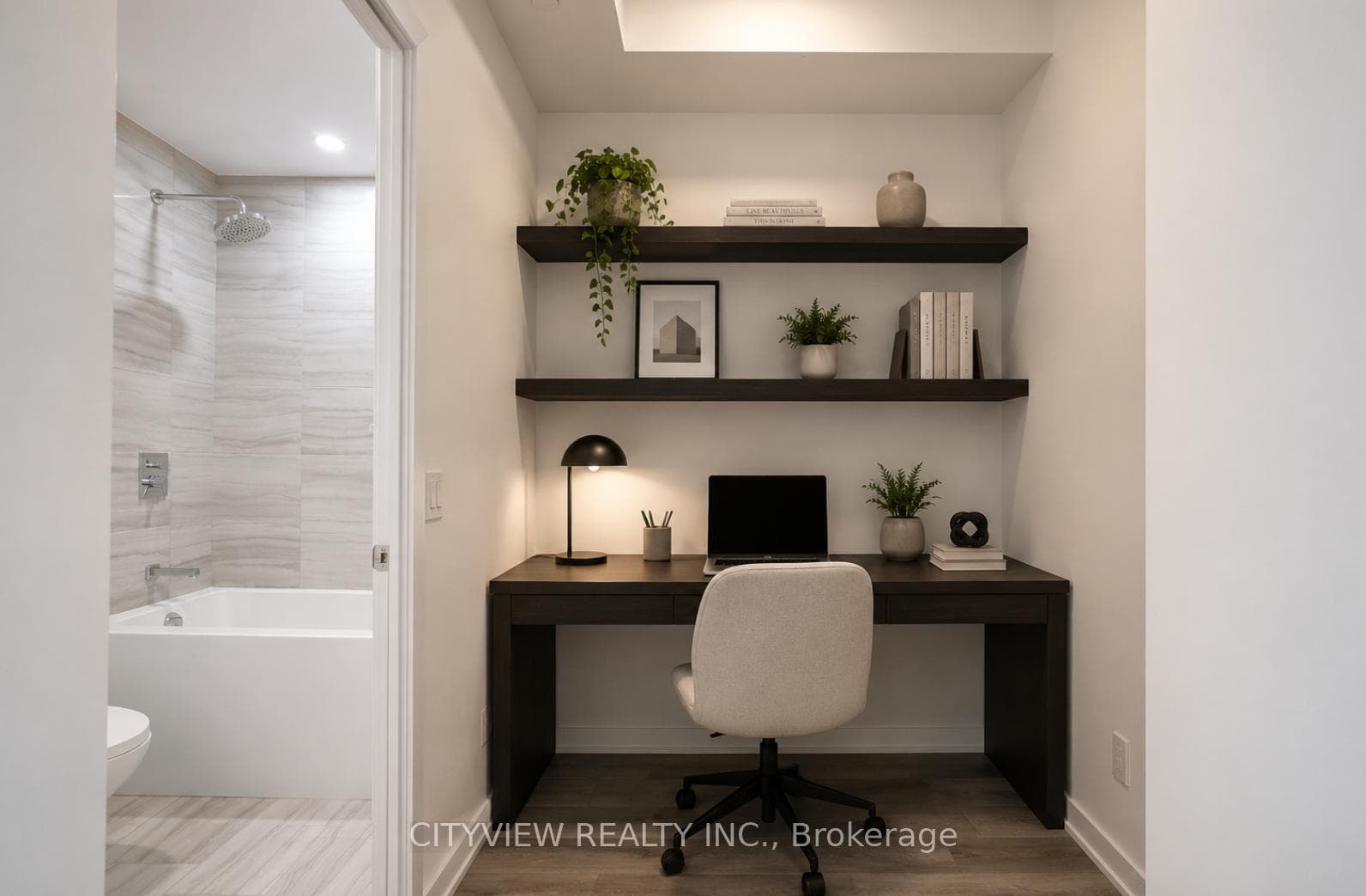 285 Dufferin Street Unit 1121 photo 12