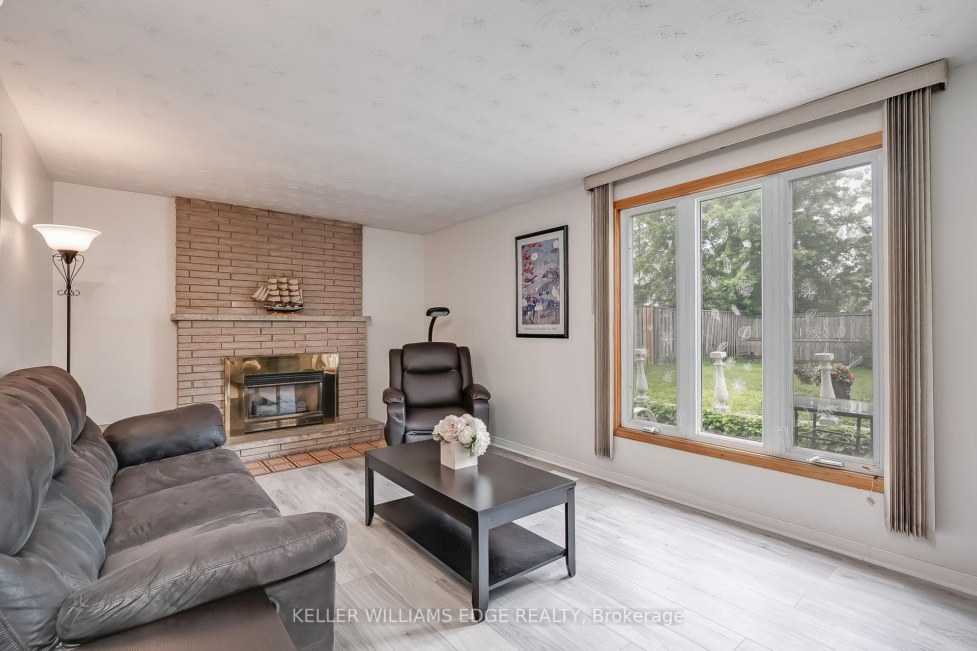 Second Unit Living room