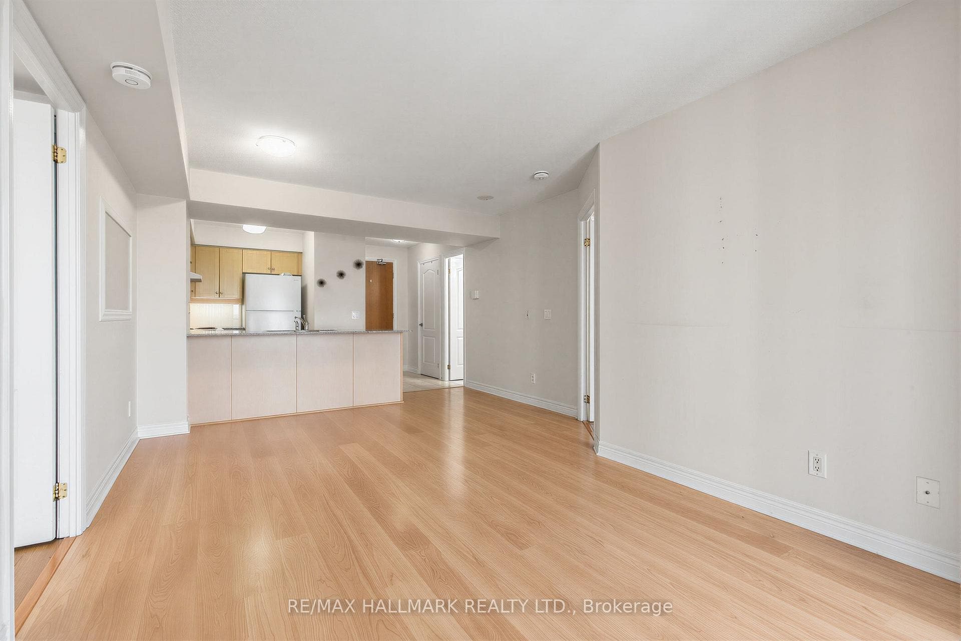 50 Disera Drive Unit 1206 photo 9