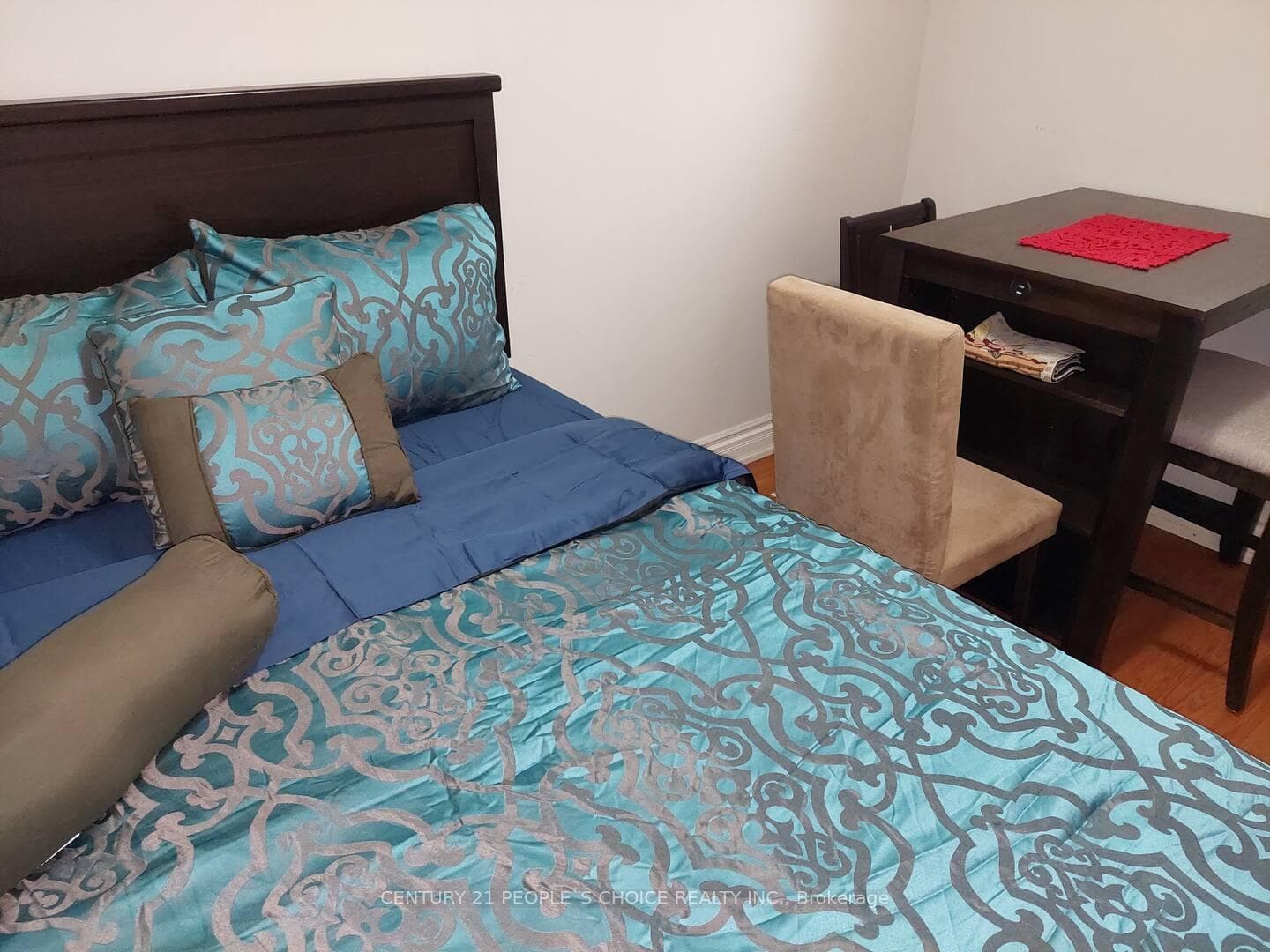 bedroom1