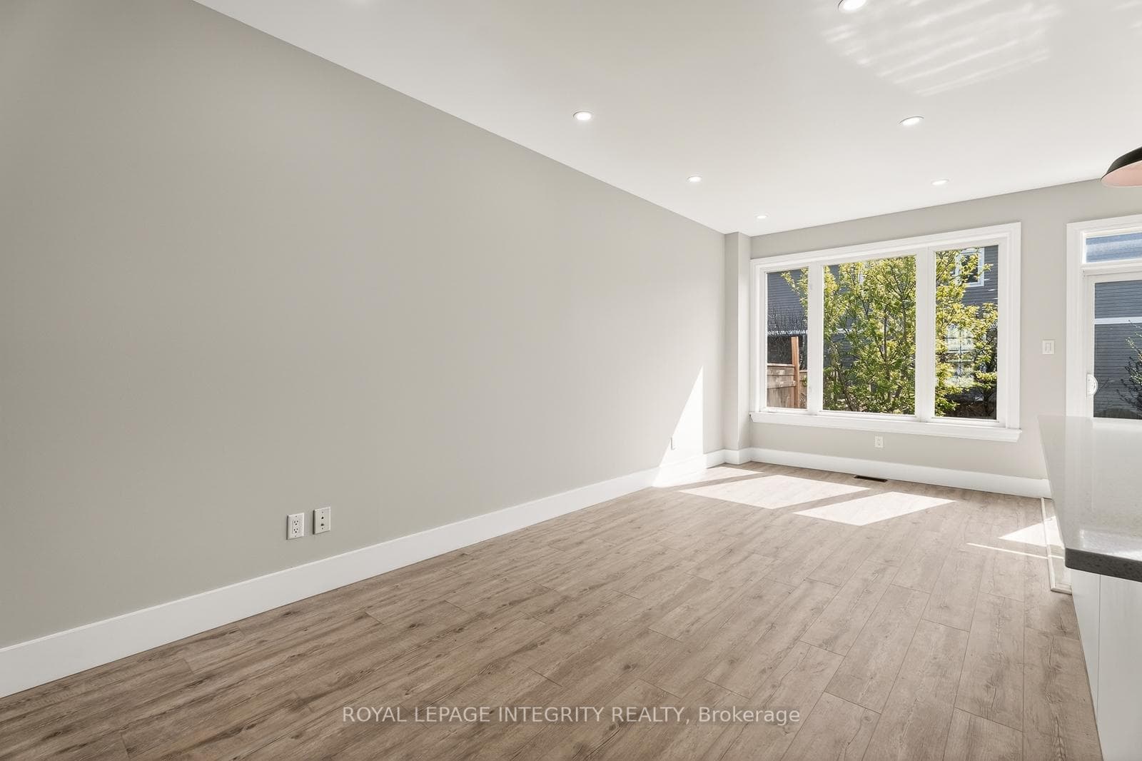169 Desmond Trudeau Drive photo 18