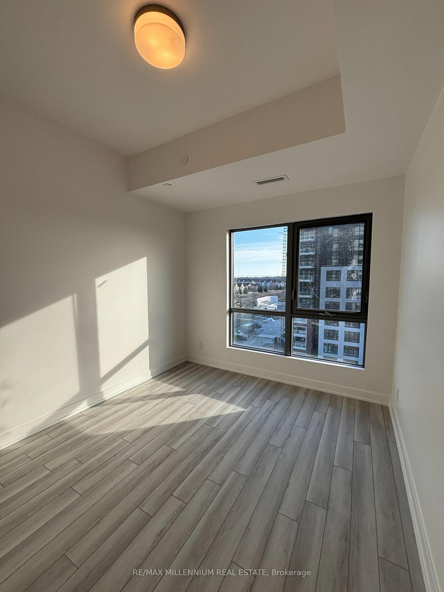 55 Clarington Boulevard Unit 710 photo 6