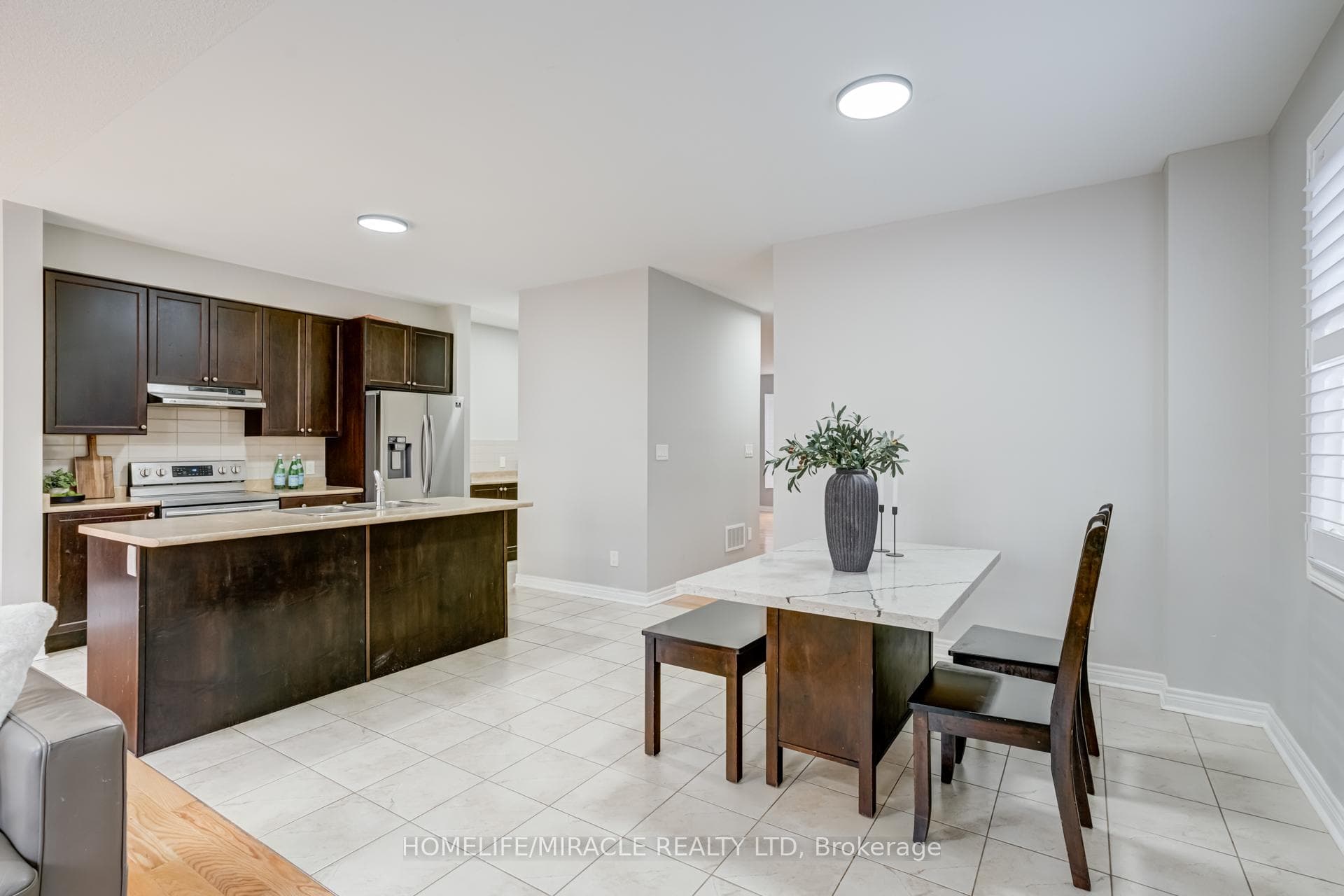 81 Willoughby Way photo 22