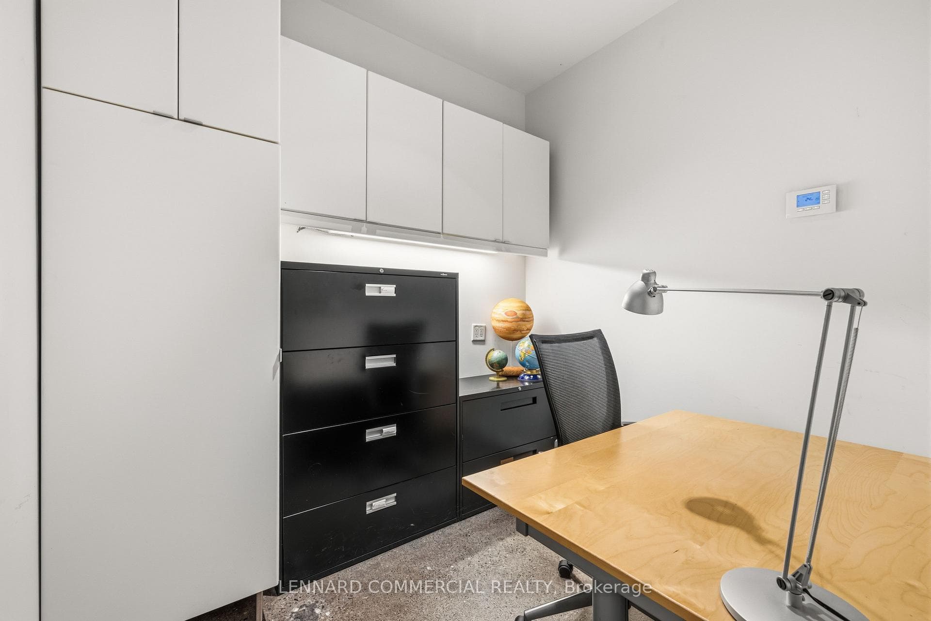 121 Logan Avenue photo 21