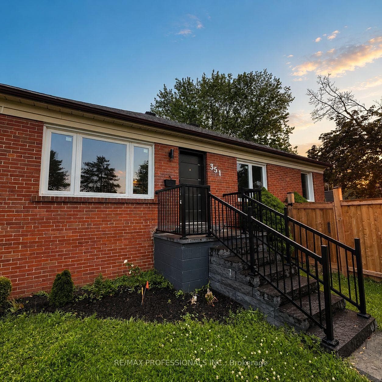 351 Maurice Drive photo 1