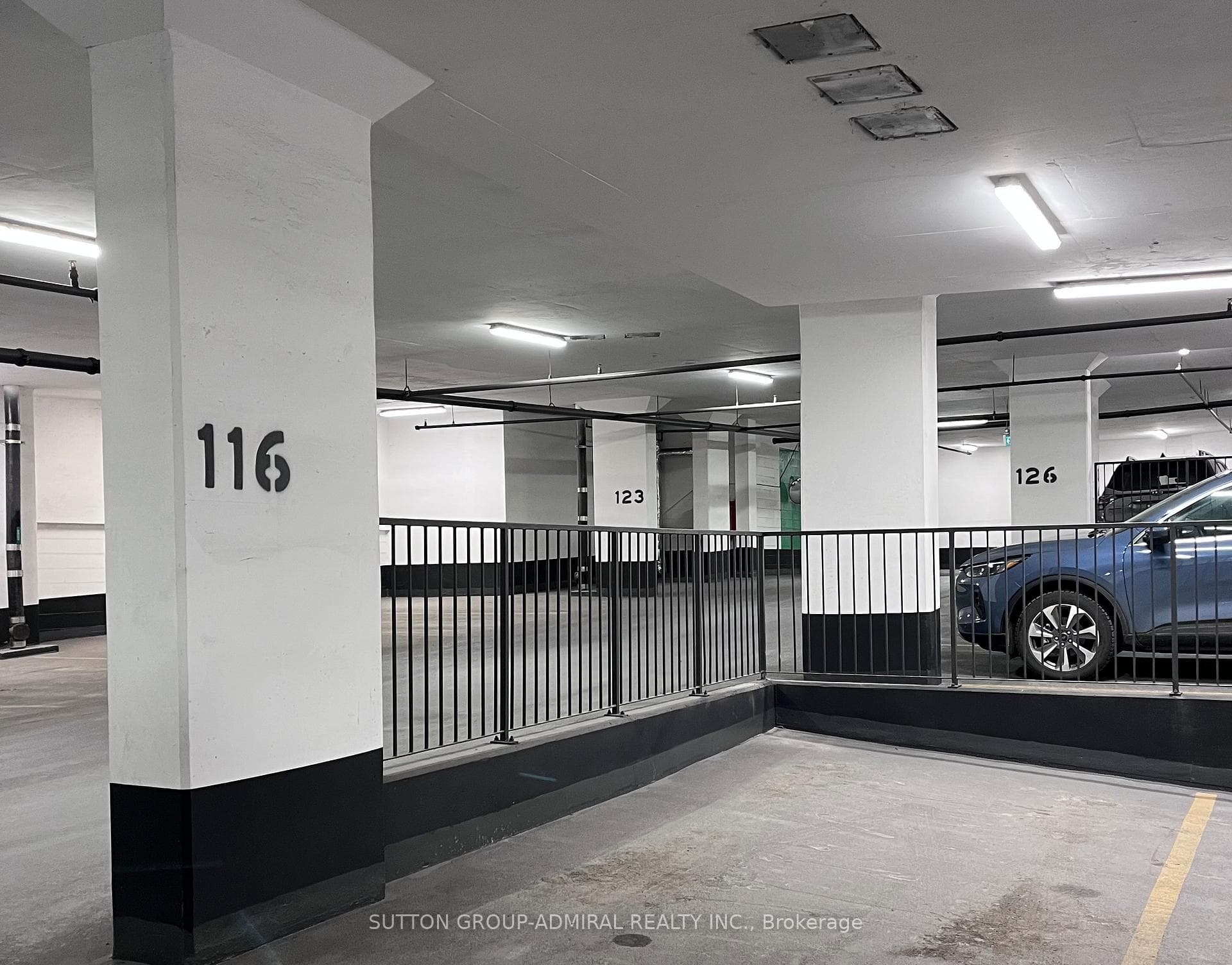 135 Lower Sherbourne Street Unit 2527 W photo 21