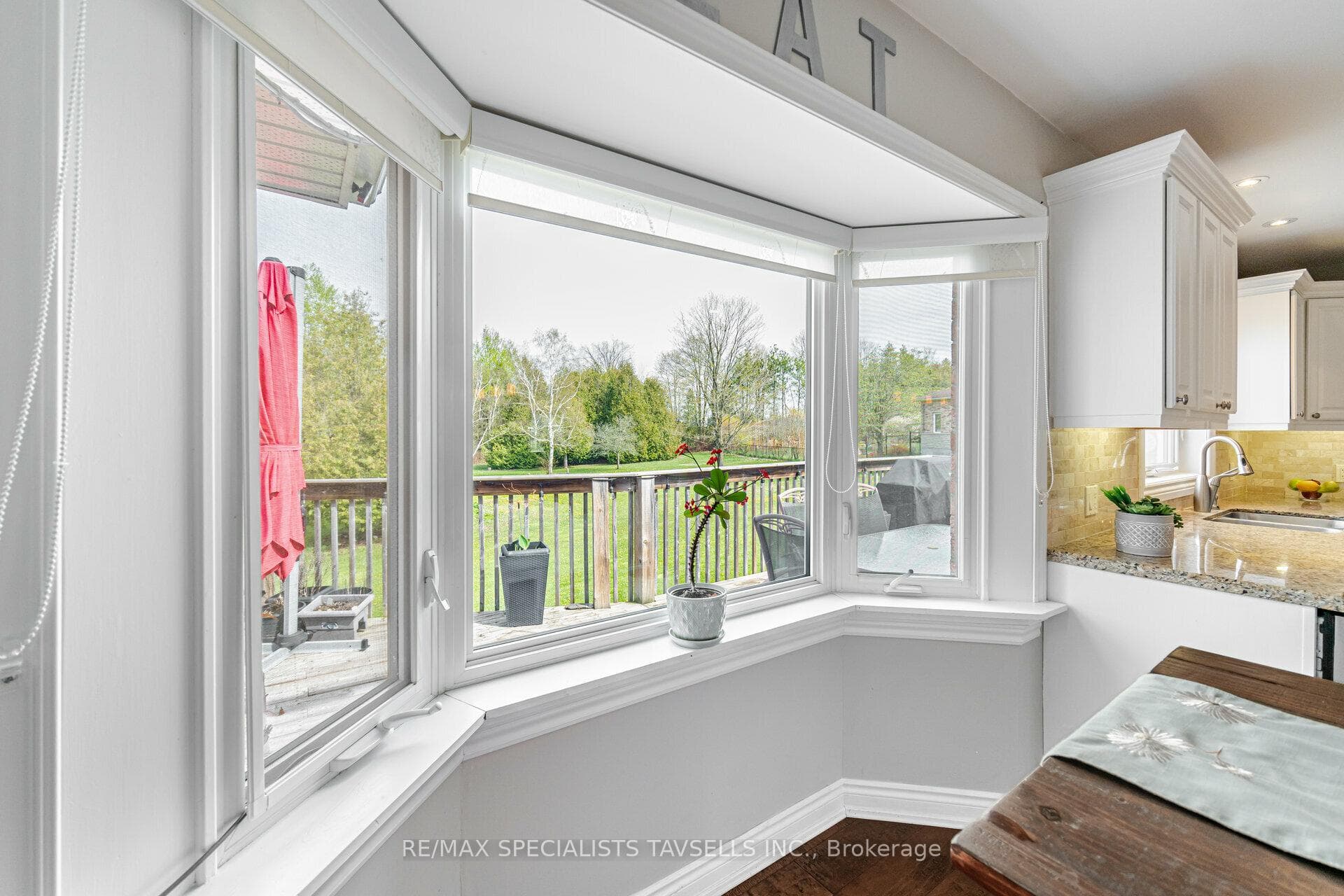 7 McConachie Crescent photo 13