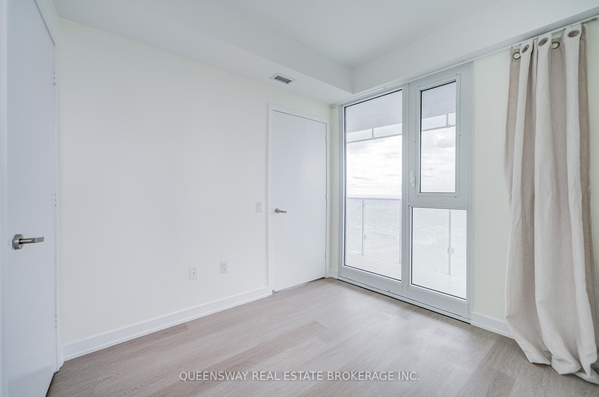 3883 Quartz Road Unit 2709 photo 13