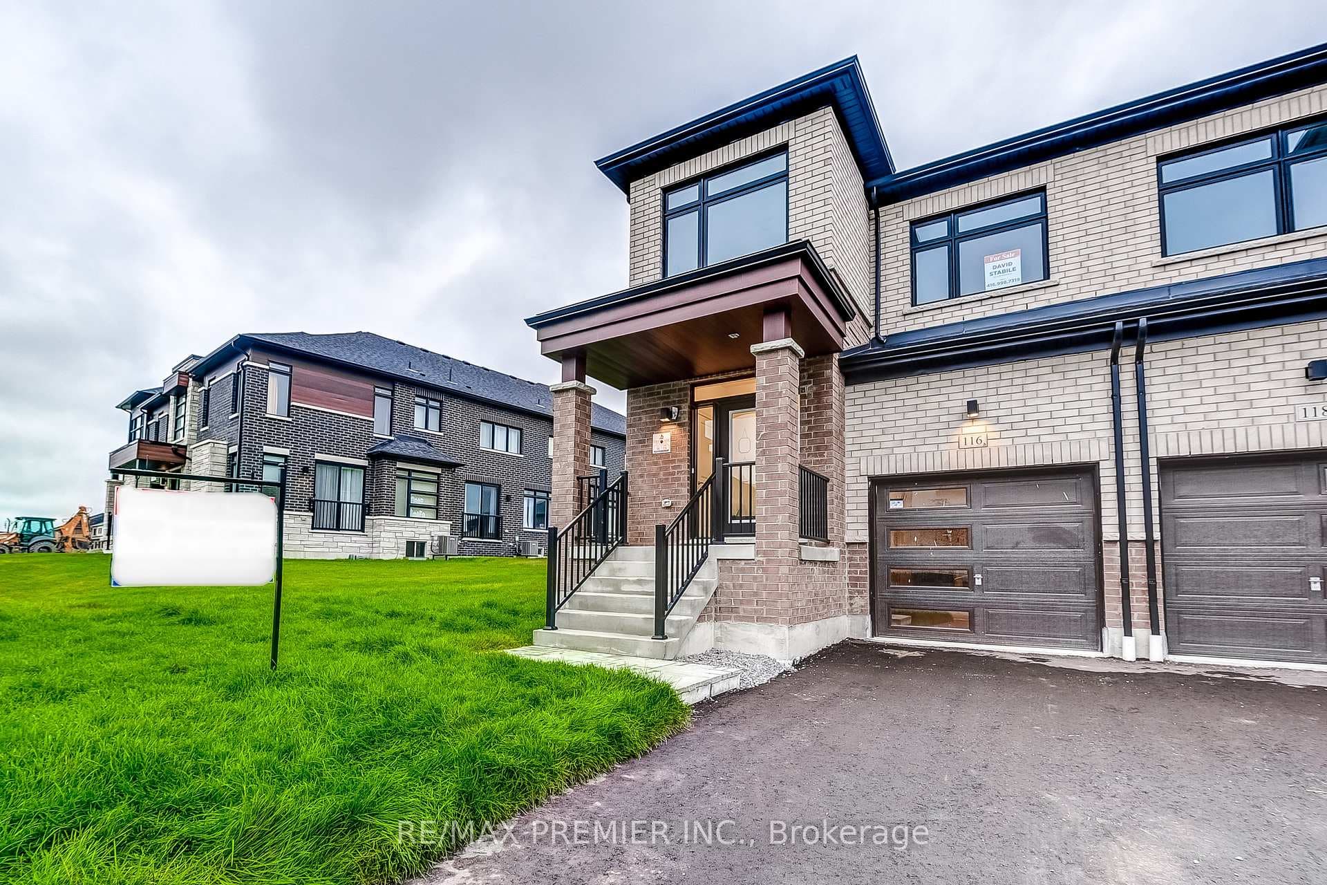 115 Armilia Place photo 4