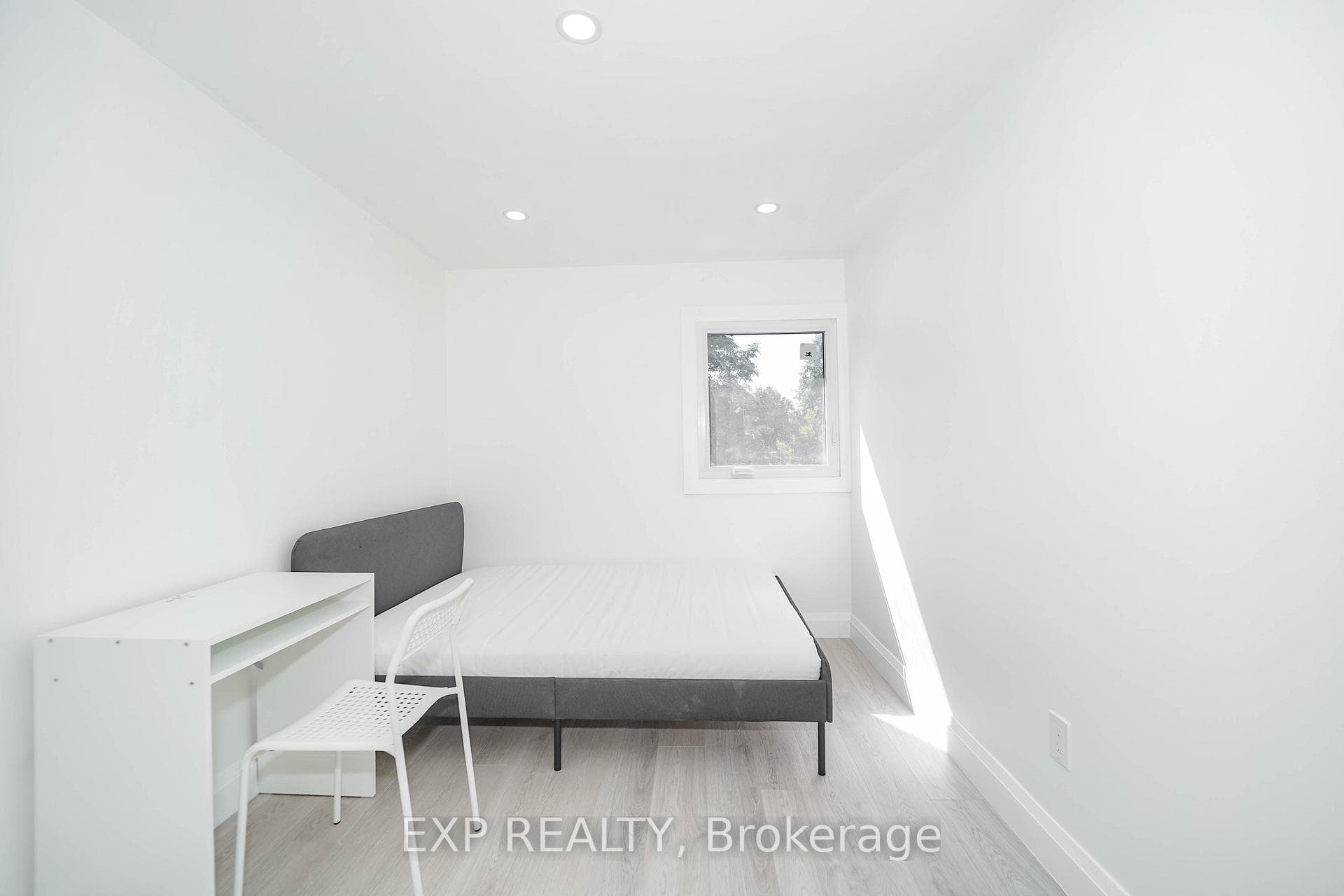 25 Nabob Crescent photo 28