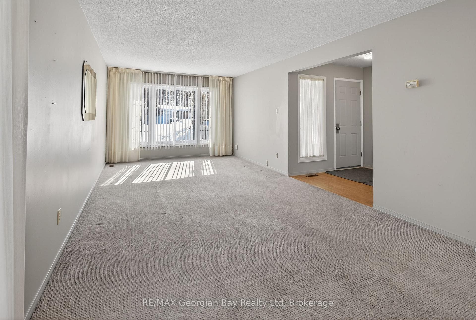 1032 Dominion Avenue photo 6