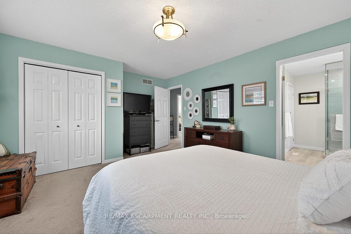8316 Twenty Road photo 26