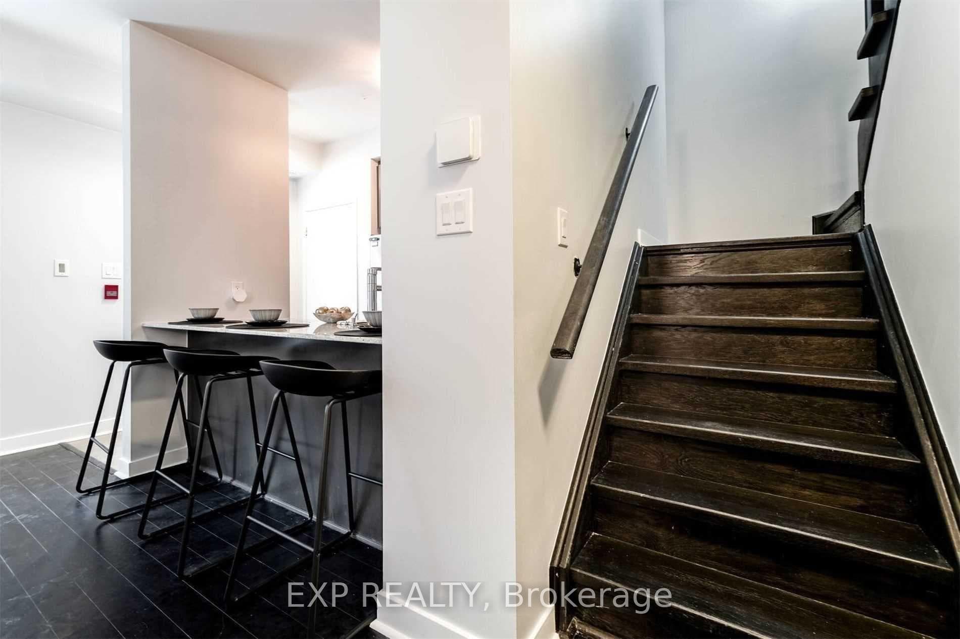 370 Square One Dr Drive Unit 19 photo 15