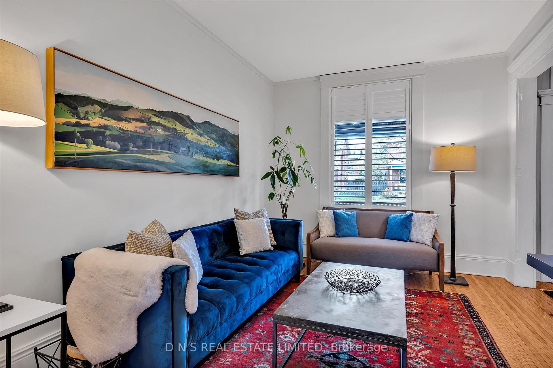 312 Elias Avenue photo 5