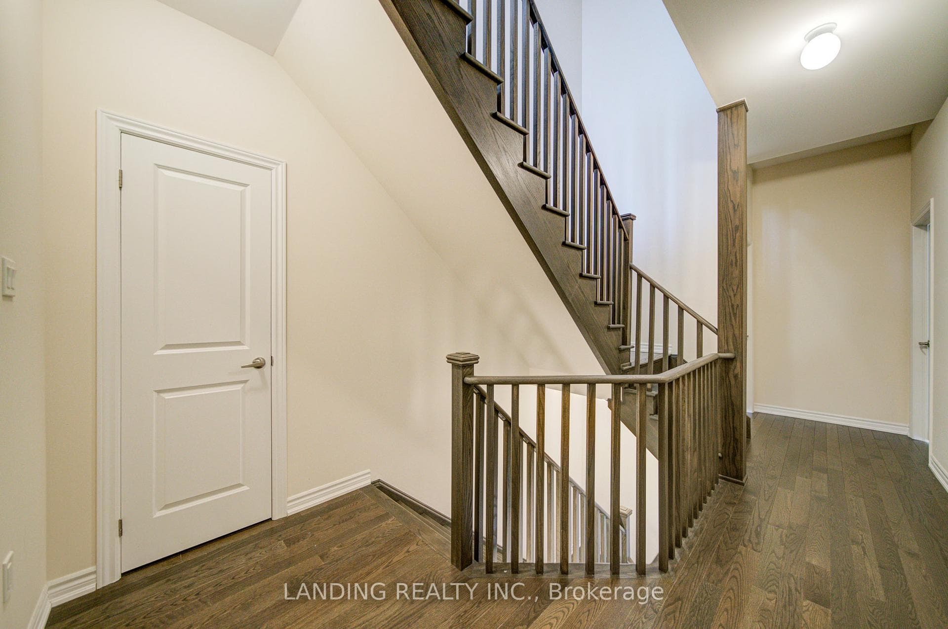 2084 Duberry Drive photo 38
