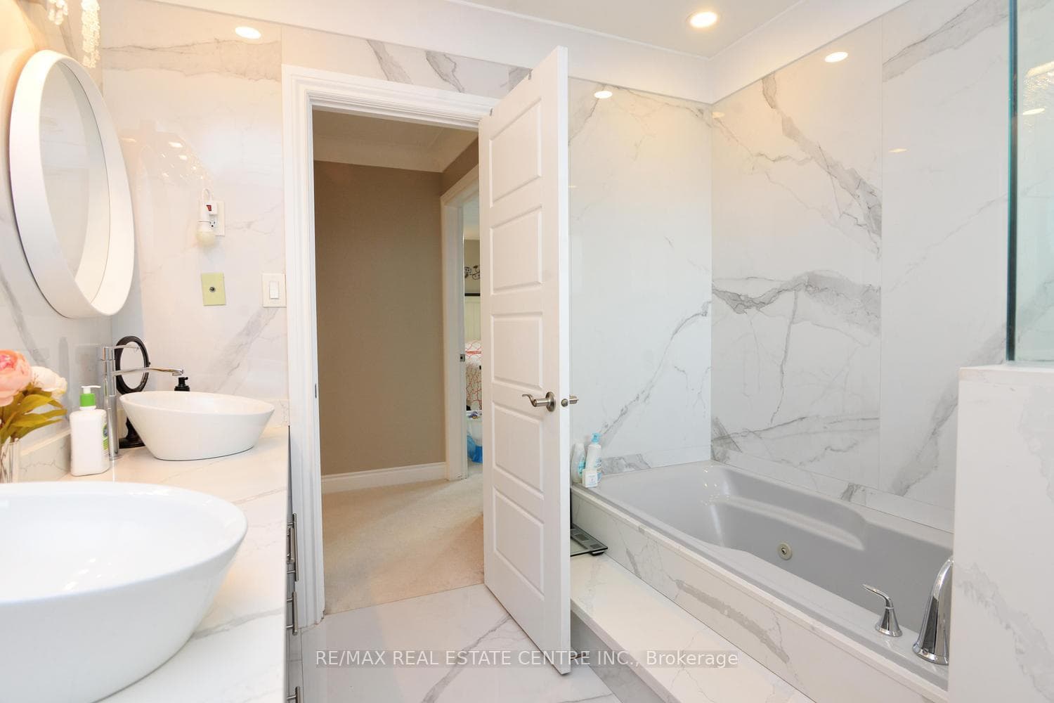 43 Regalview Drive photo 33