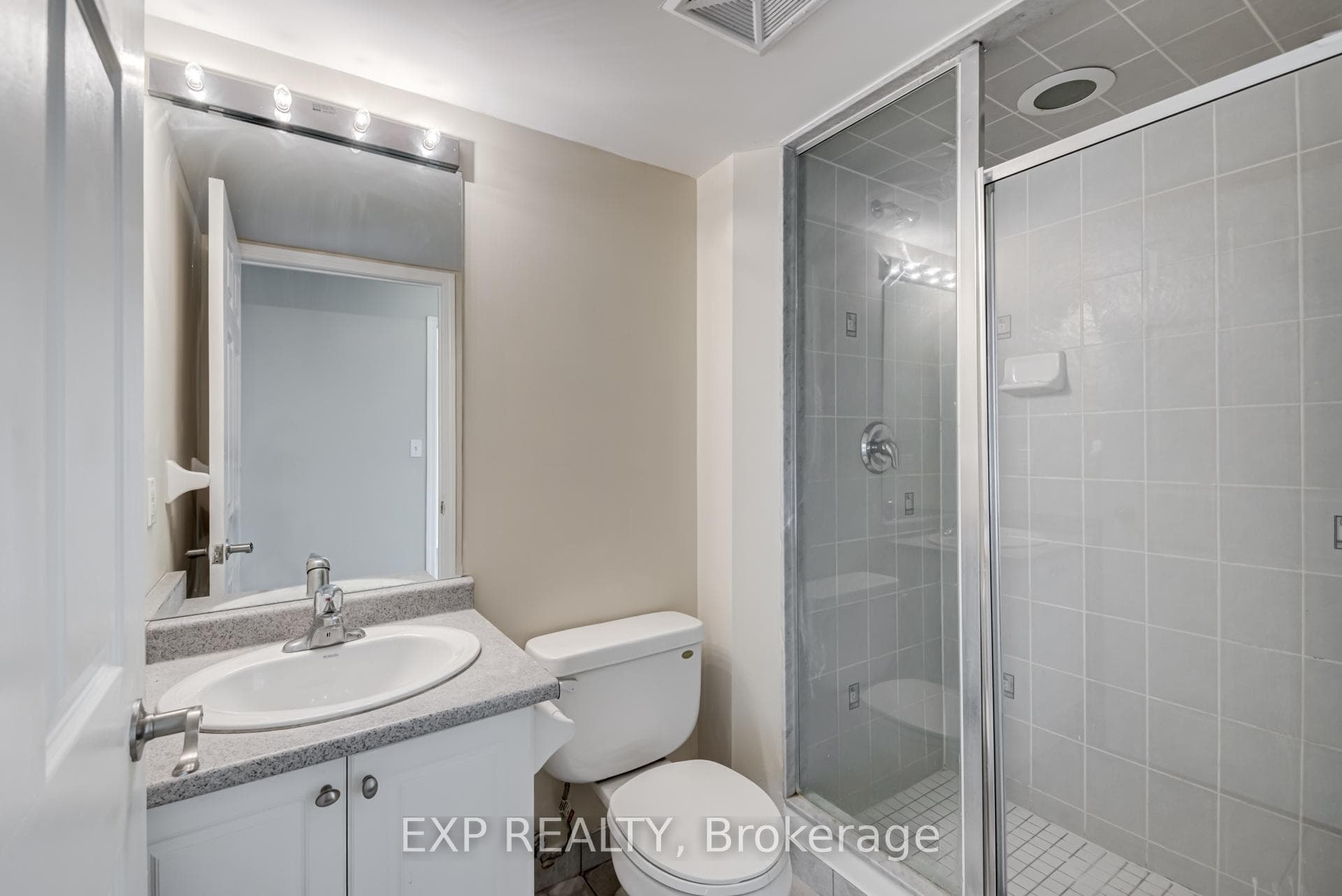 18 Spring Garden Avenue Unit 2110 photo 14