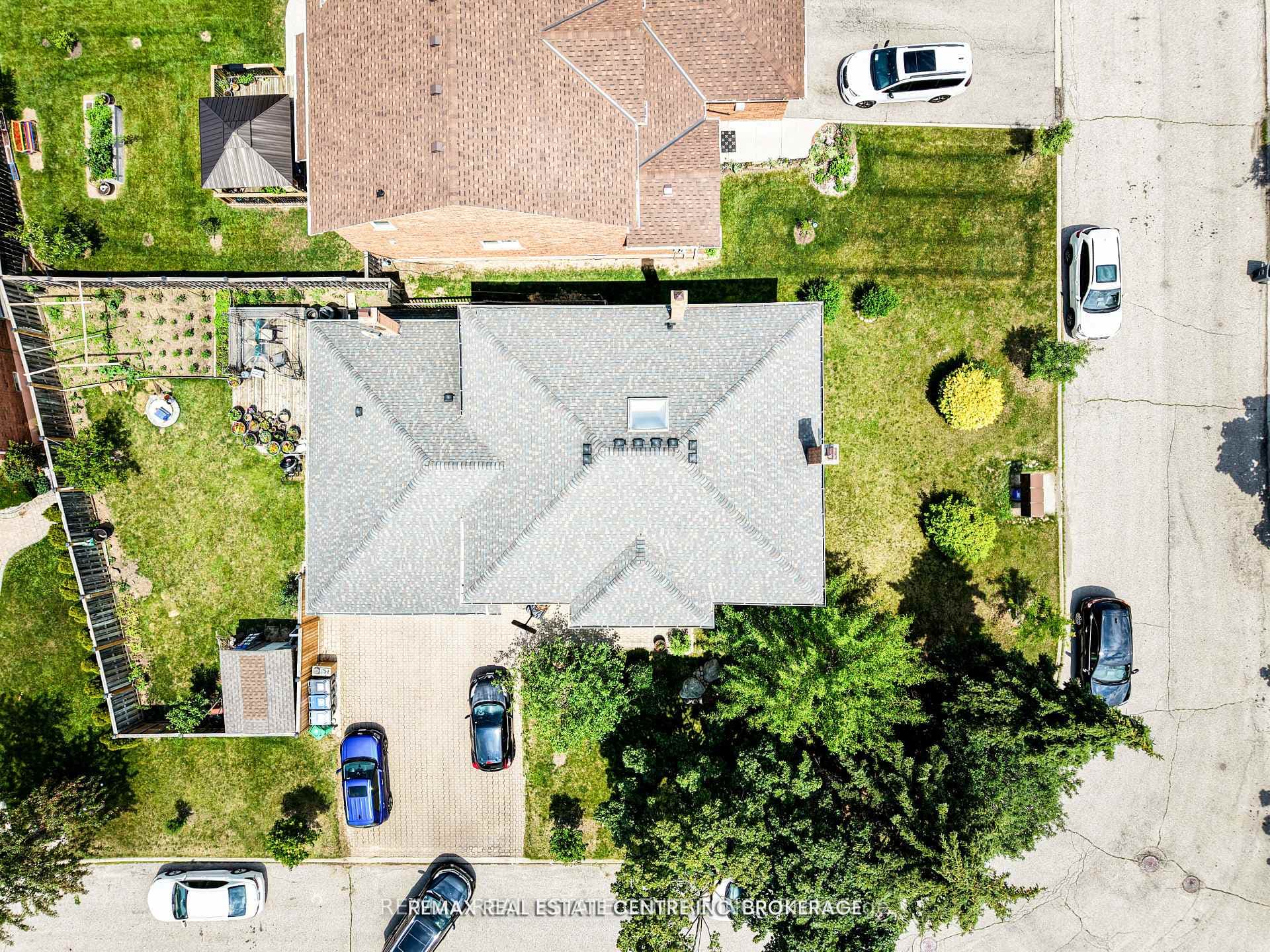 4449 Idlewilde Crescent photo 5