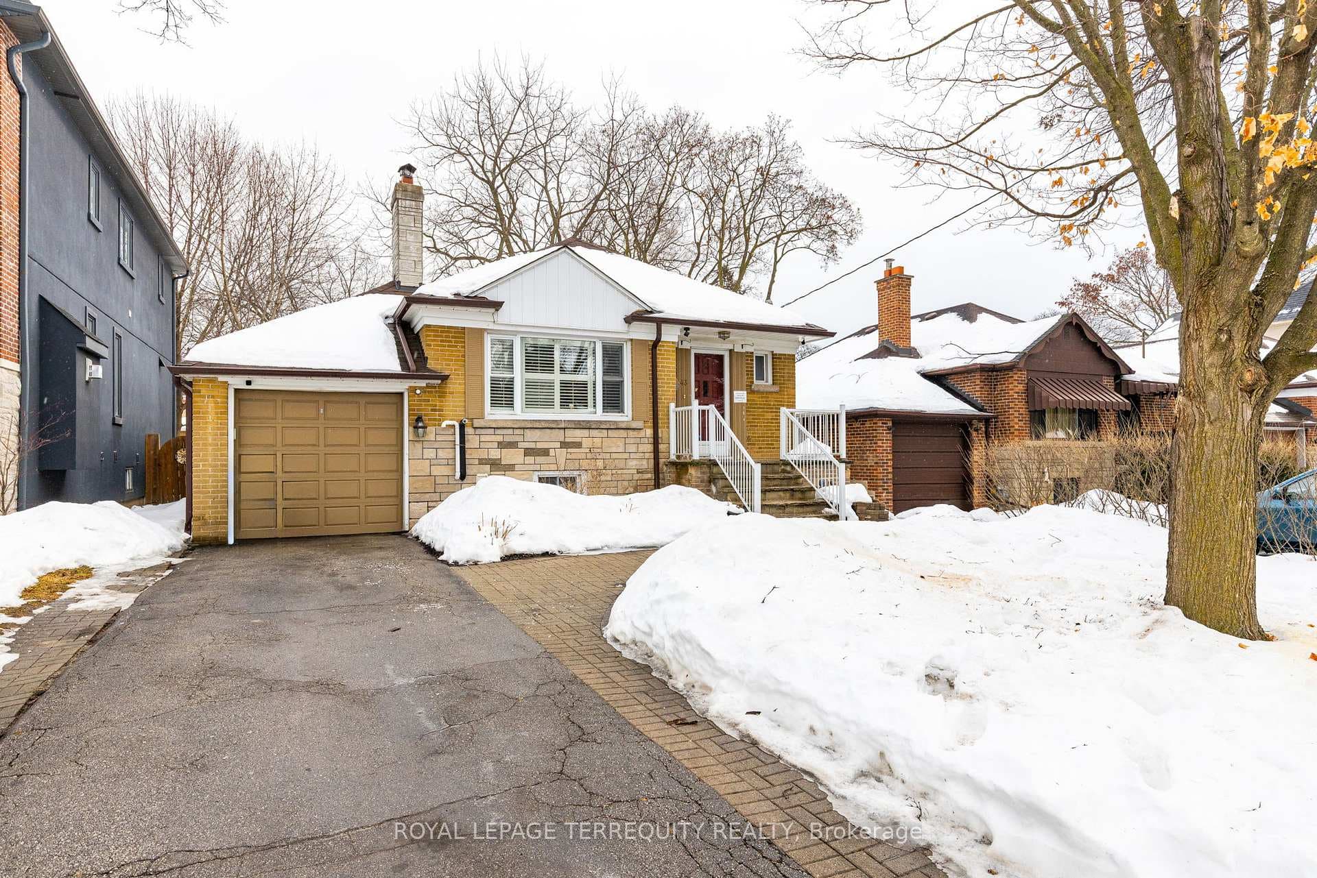 43 Lothian Avenue Unit Main photo 2
