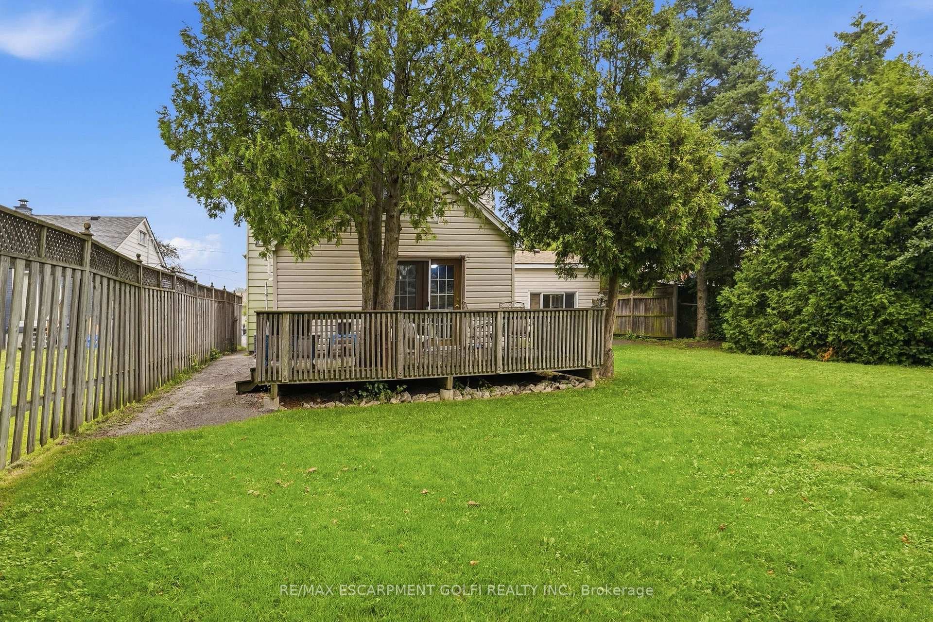 834 MOHAWK Road photo 32