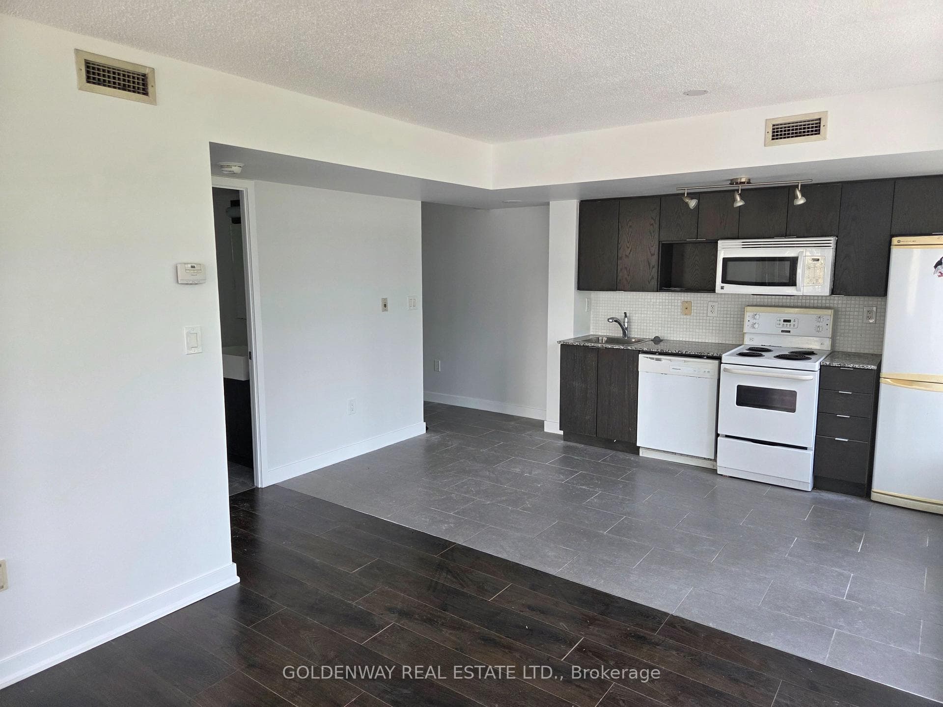 15 Brunel Court Unit 617 photo 5