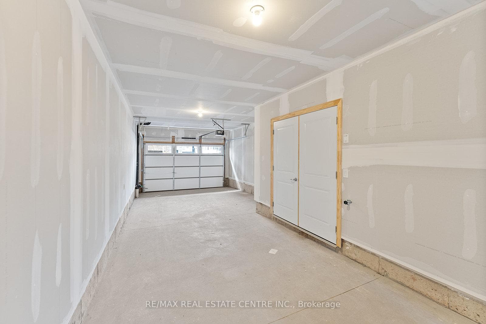 2140 Trafalgar Rd Road Unit 47 photo 23