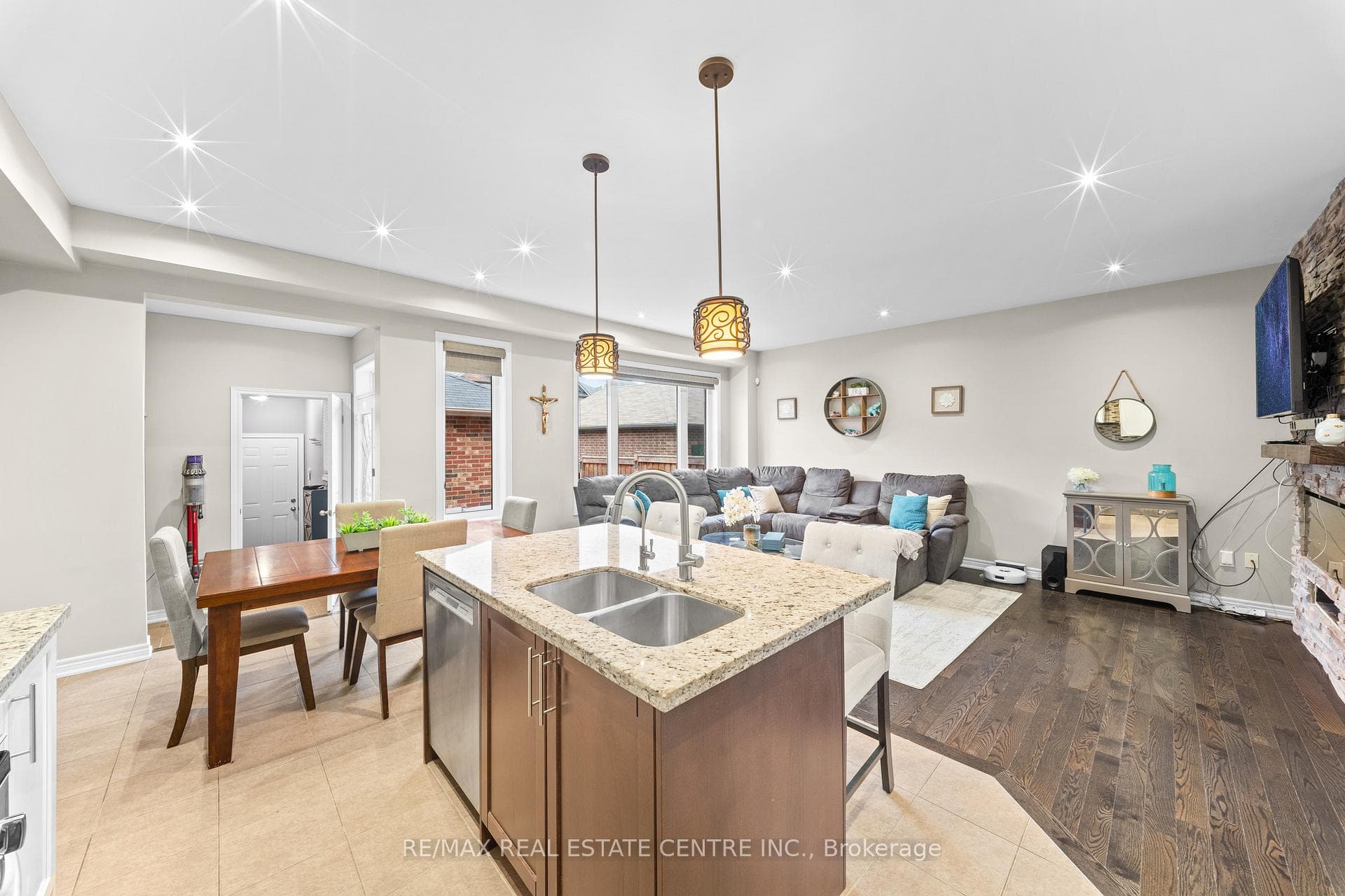 244 Moody Drive photo 22
