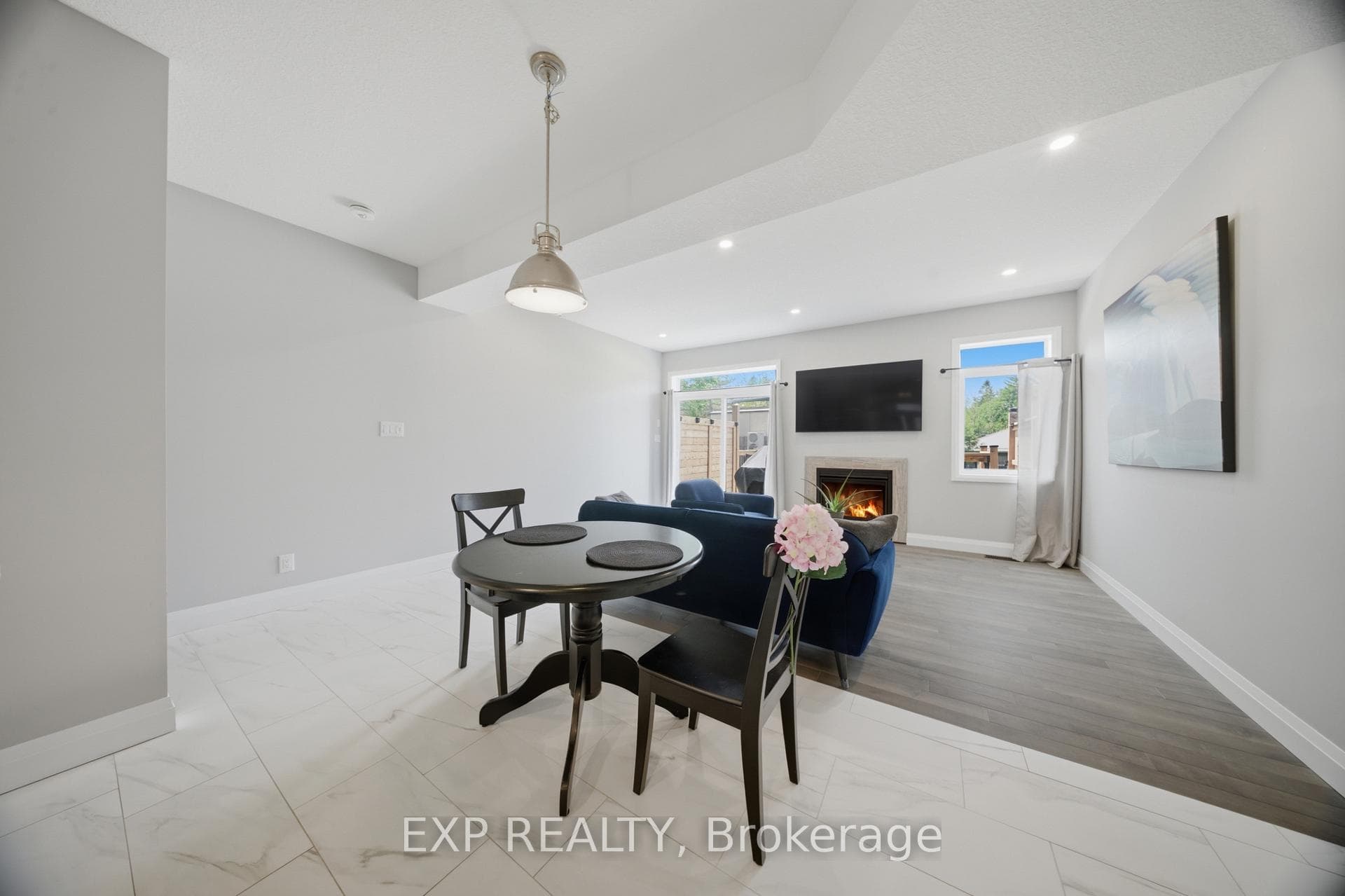 107 Stephenson Way photo 14