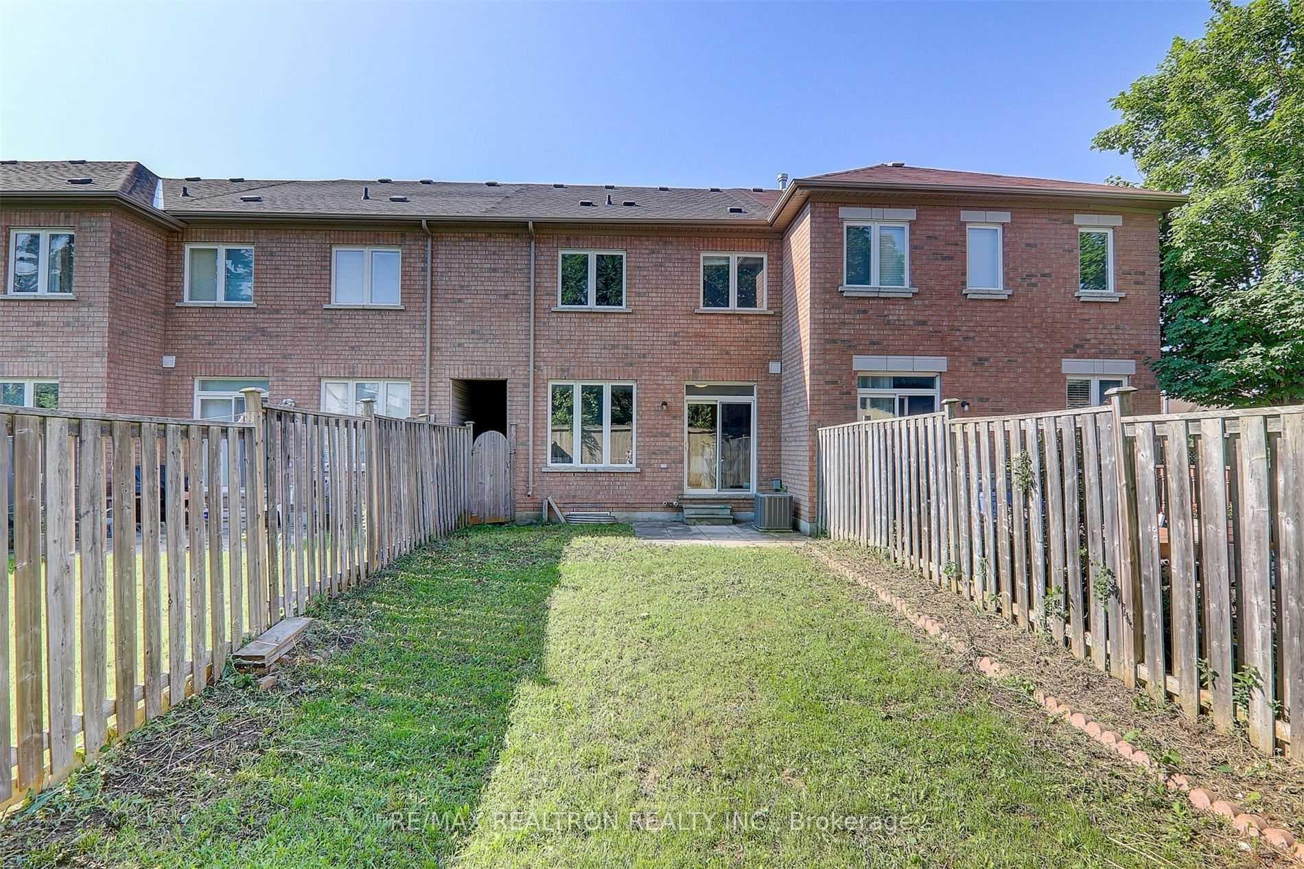 8 Townwood Drive Unit 67 photo 37