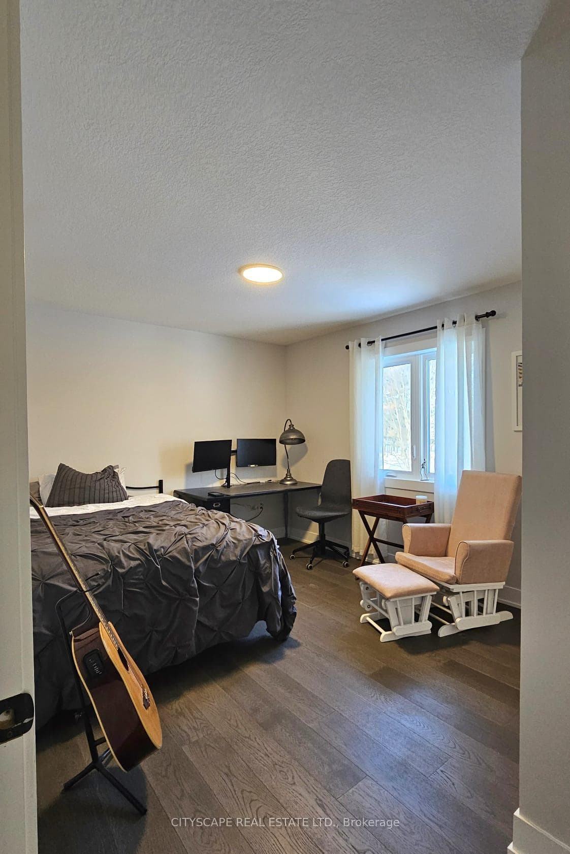 20-297 Whiting Street photo 32