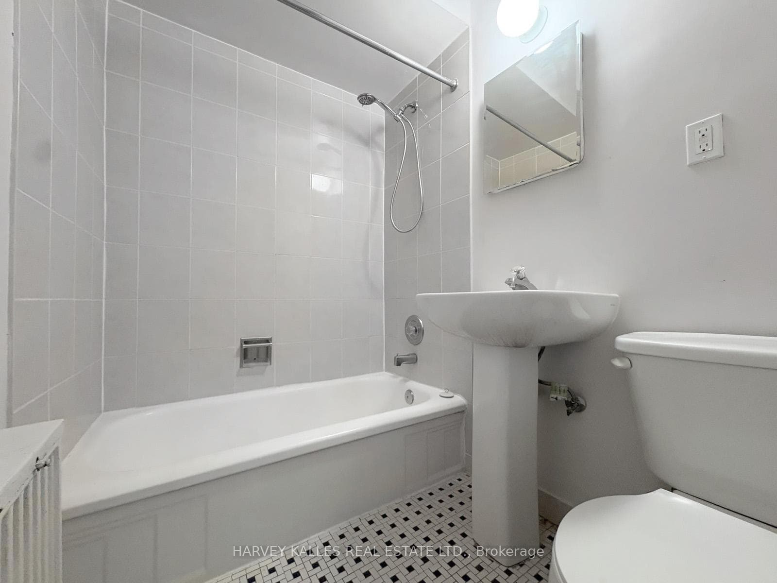 1490 Eglinton Avenue Unit 406 photo 6