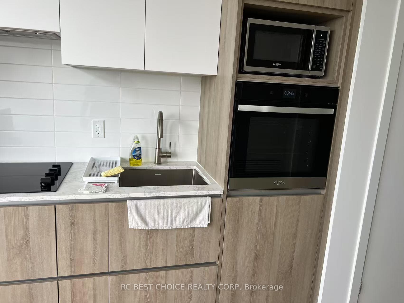 319 Jarvis Street Unit 1512 photo 8