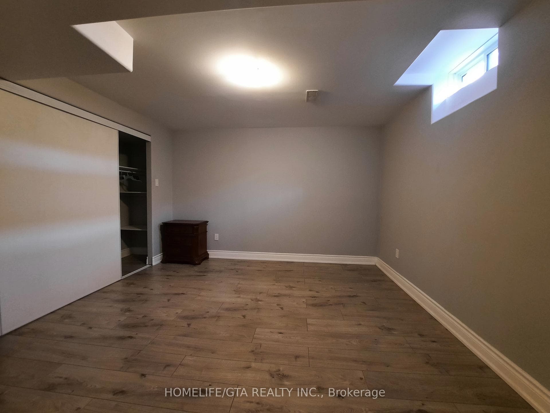 21 Knotwood Crescent photo 15