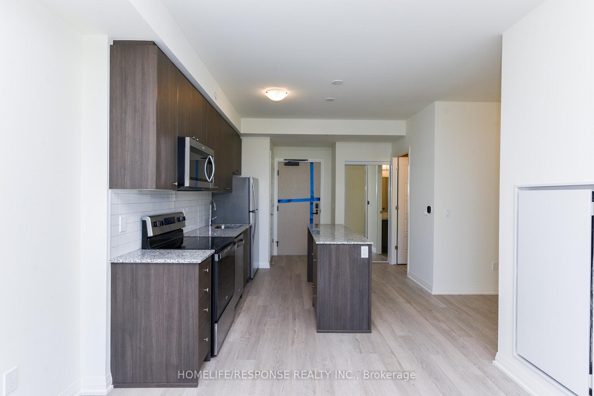 3006 WILLIAM CUTMORE Boulevard Unit 1102 photo 18