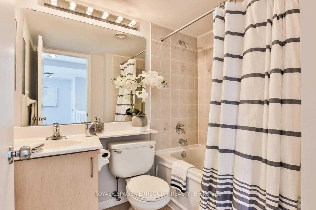 139 Merton Street Unit 1052 photo 15