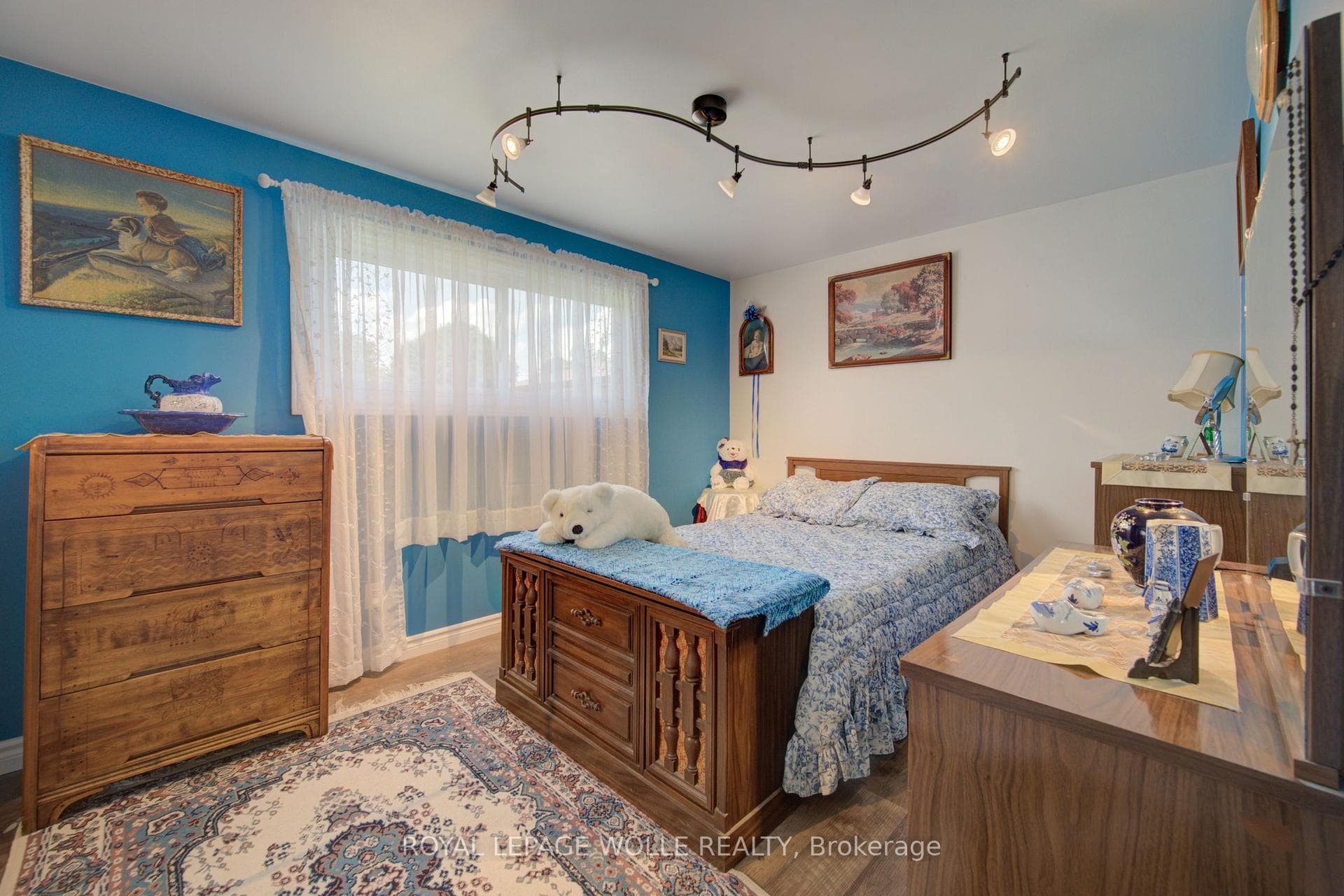 99 Highman Avenue photo 14