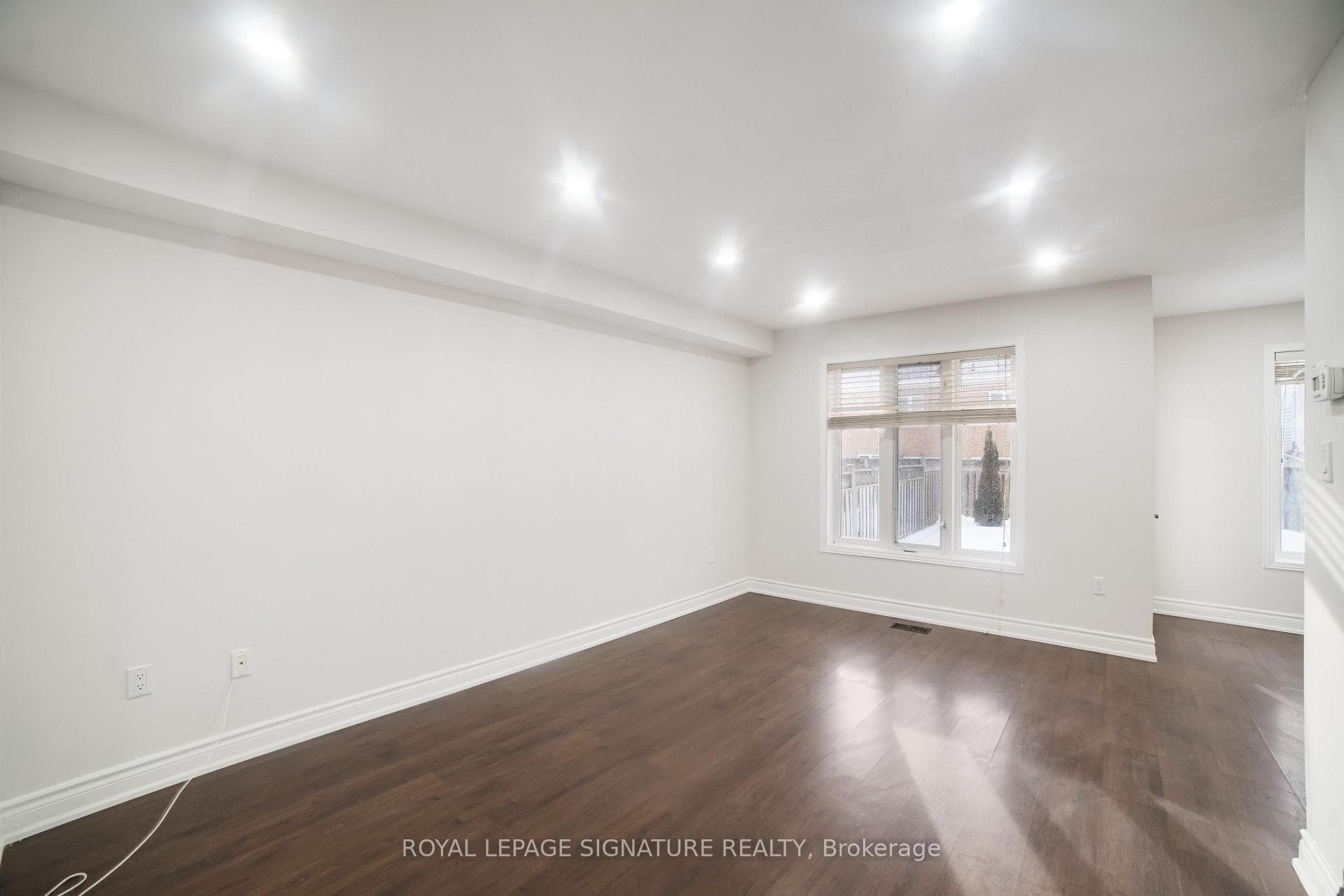 36 Eastport Drive photo 10