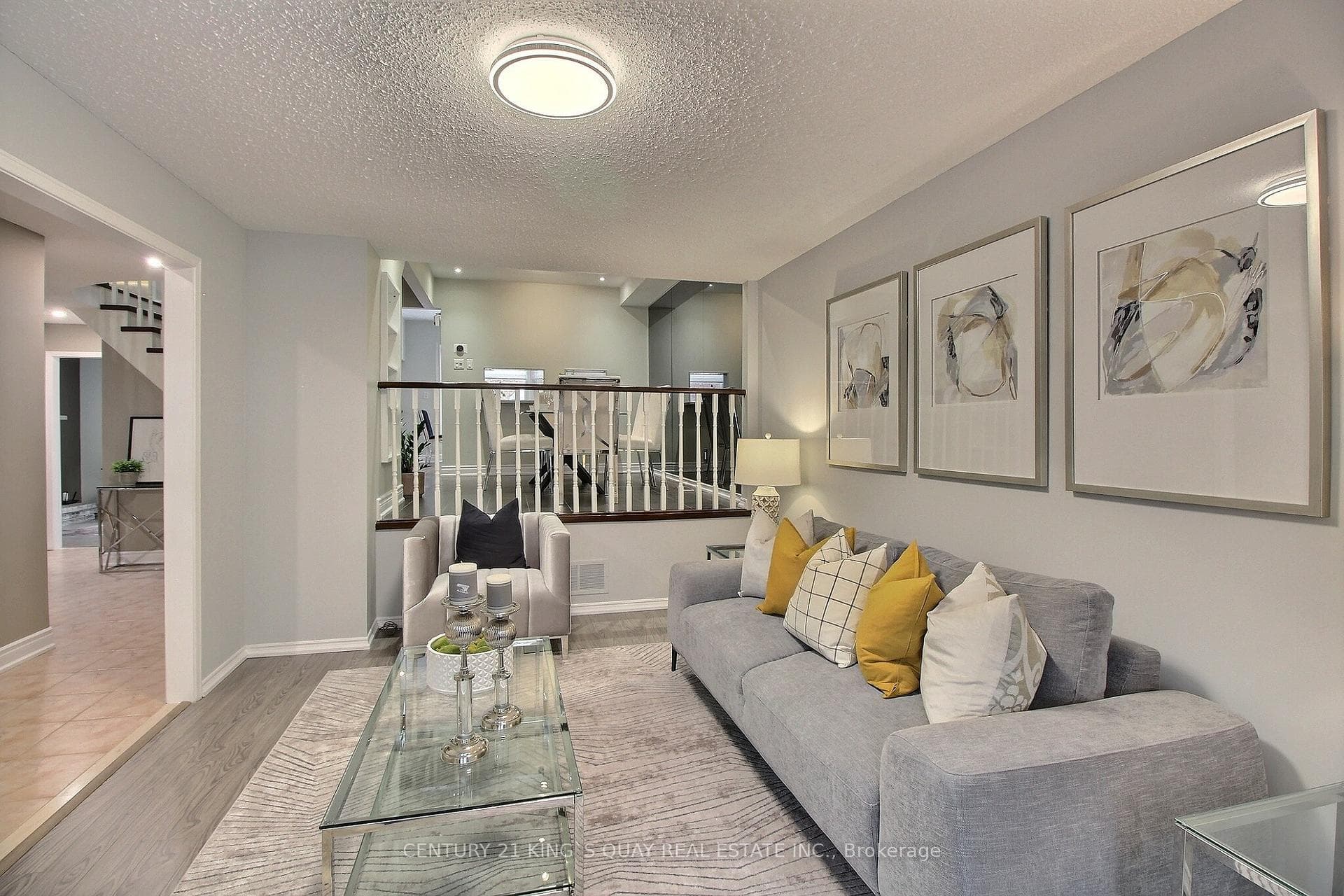 26 Canmore Boulevard photo 4