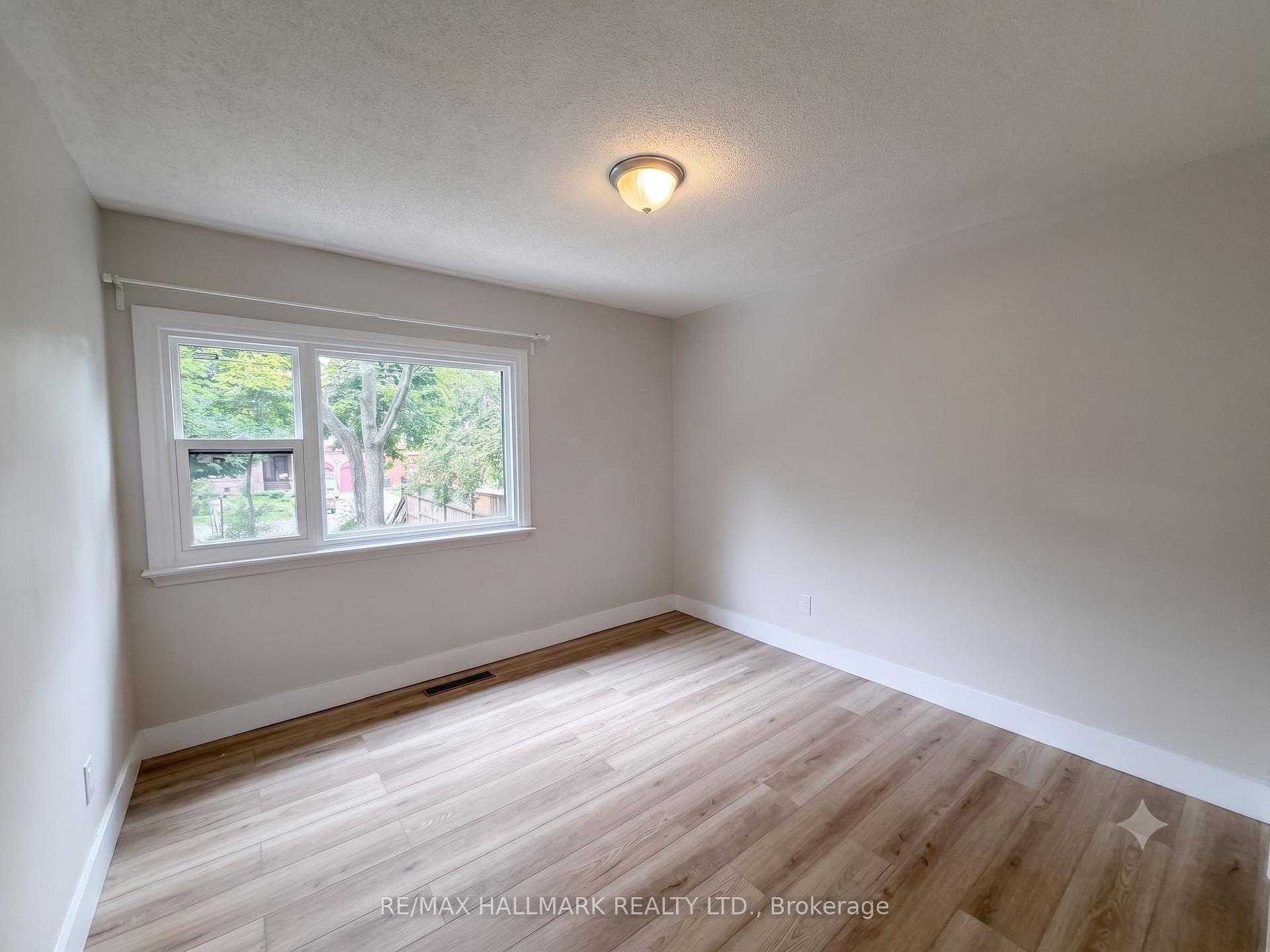 159 Richmond Street Unit 2 photo 10