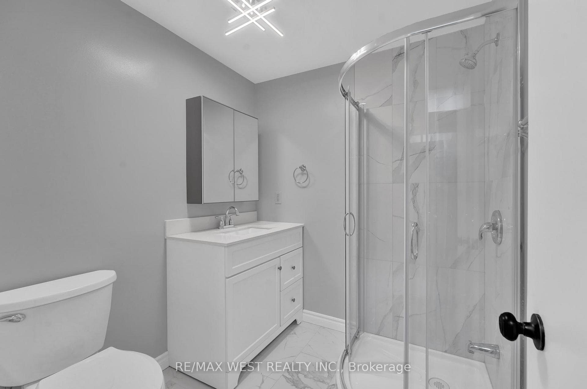 3 pc Bath