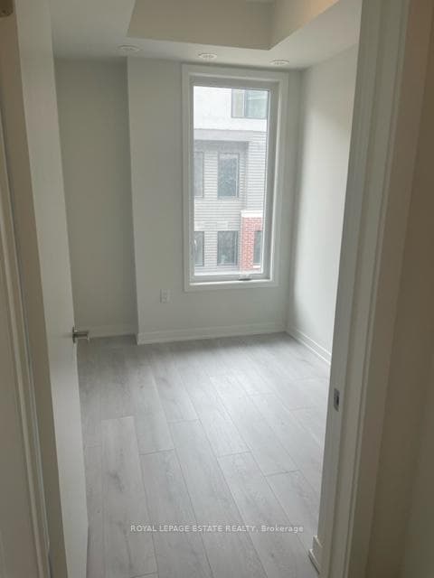 3409 Ridgeway Drive Unit 8 photo 8