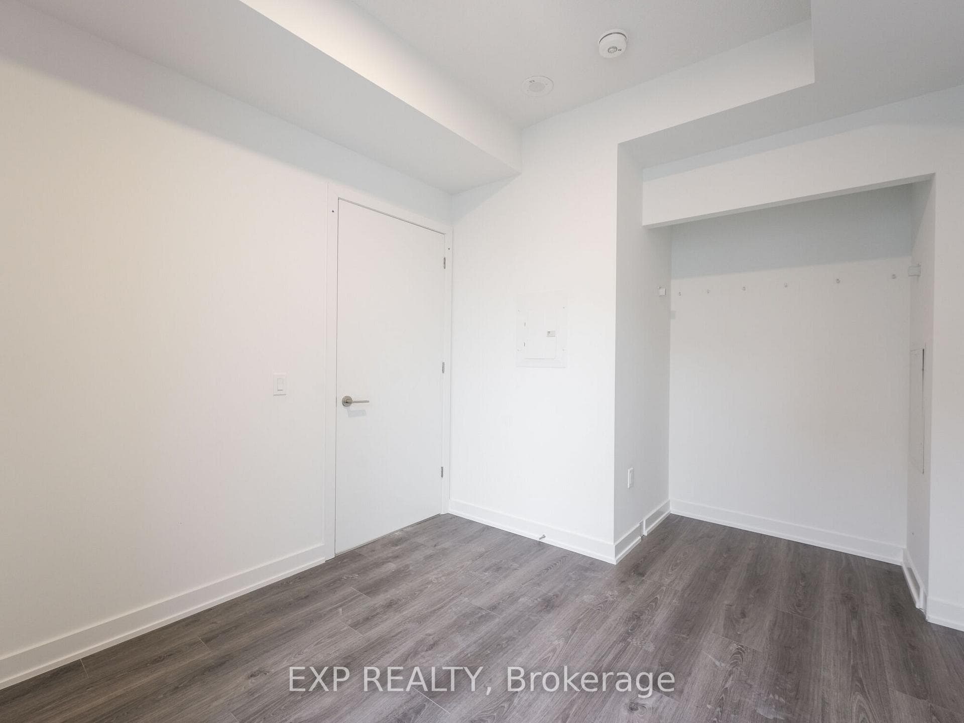 9 Tecumseth Street Unit 1110 photo 13