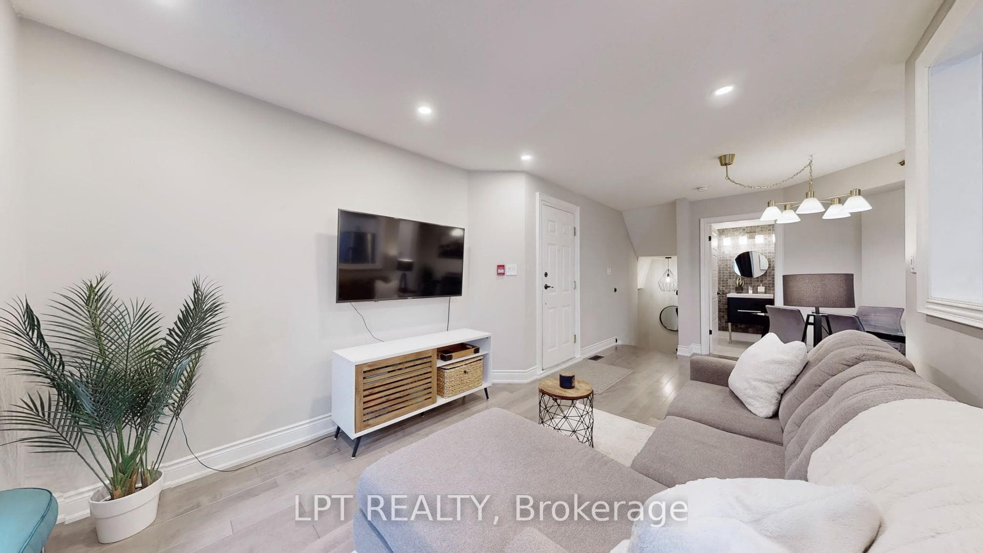 75 Weldrick Road Unit 712 photo 10
