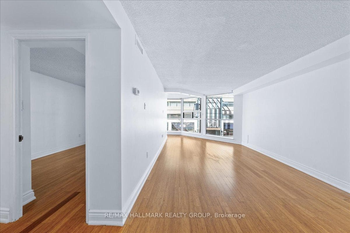 705 King Street Unit 705 photo 28